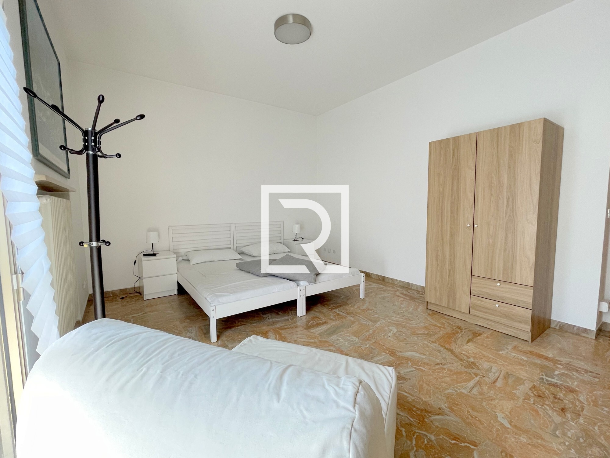 STANZE-004