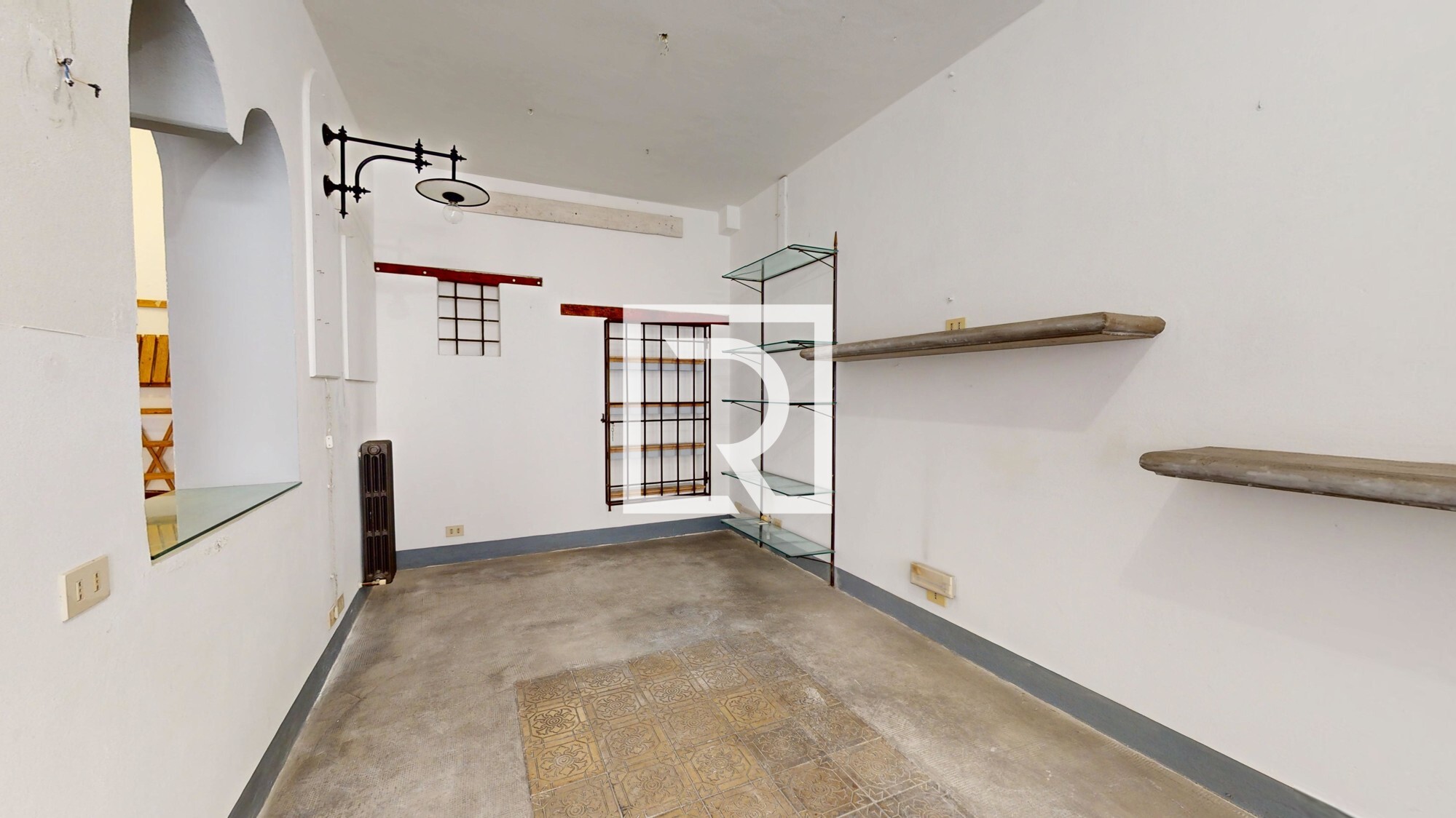 Negozio-storico-in-centro-08072025_093157