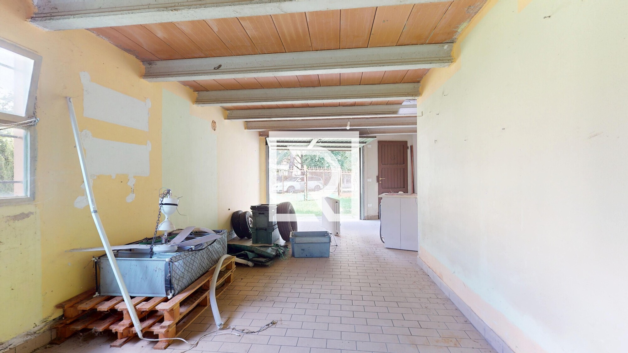 TRILOCALE-CON-INGRESSO-INDIPENDENTE-CON-CORTE-E-GARAGE-DI-PROPRIETA-08082025_084039