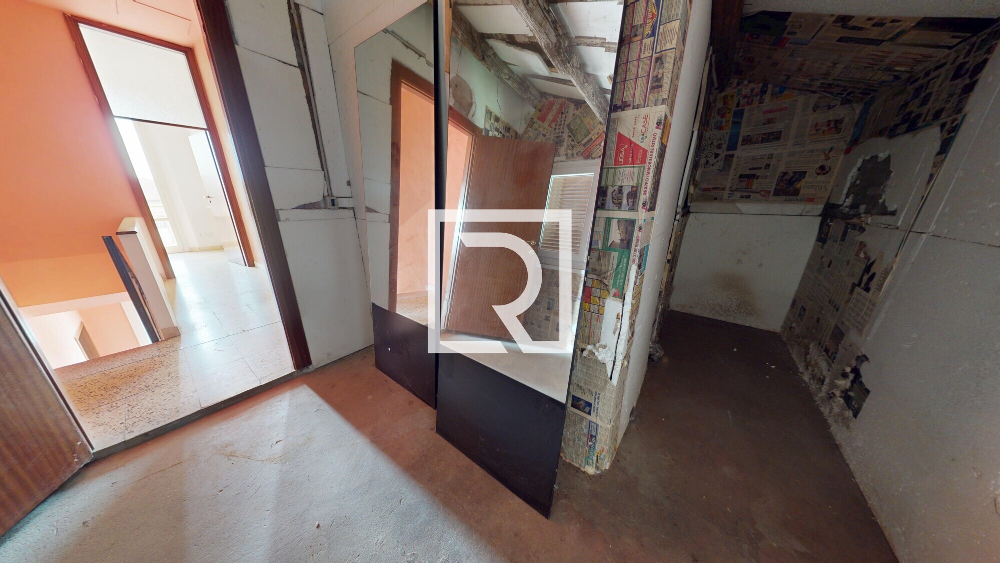 TRILOCALE-CON-INGRESSO-INDIPENDENTE-CON-CORTE-E-GARAGE-DI-PROPRIETA-08082025_090246