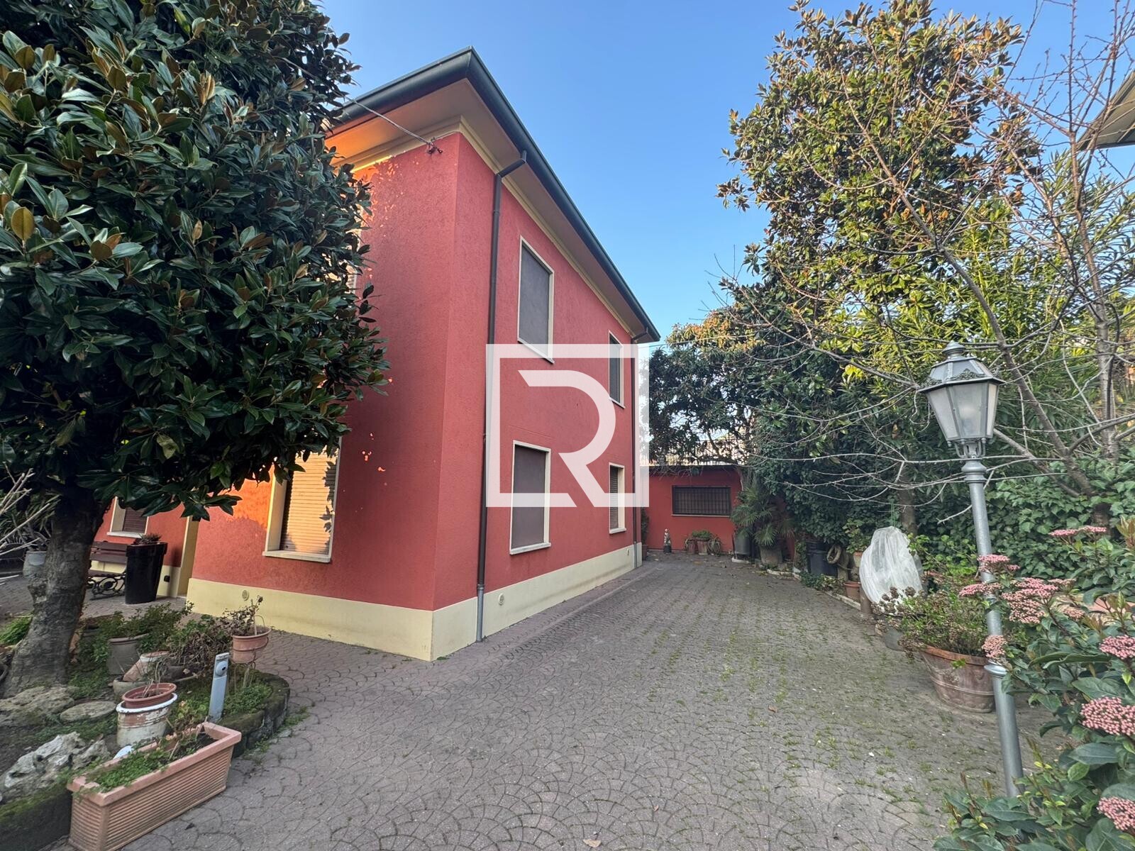 WhatsApp Image 2026-02-27 at 17.33.25 (2)