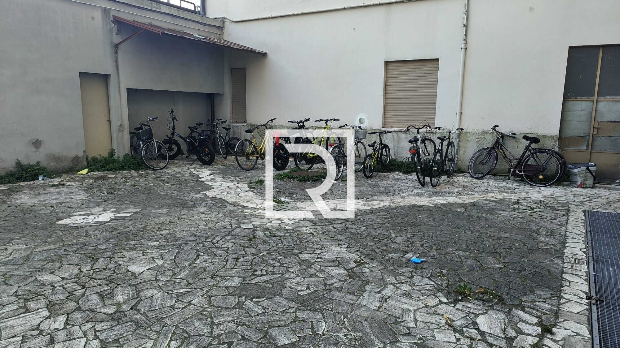 f82b032f-9787-4946-b005-00098918f499