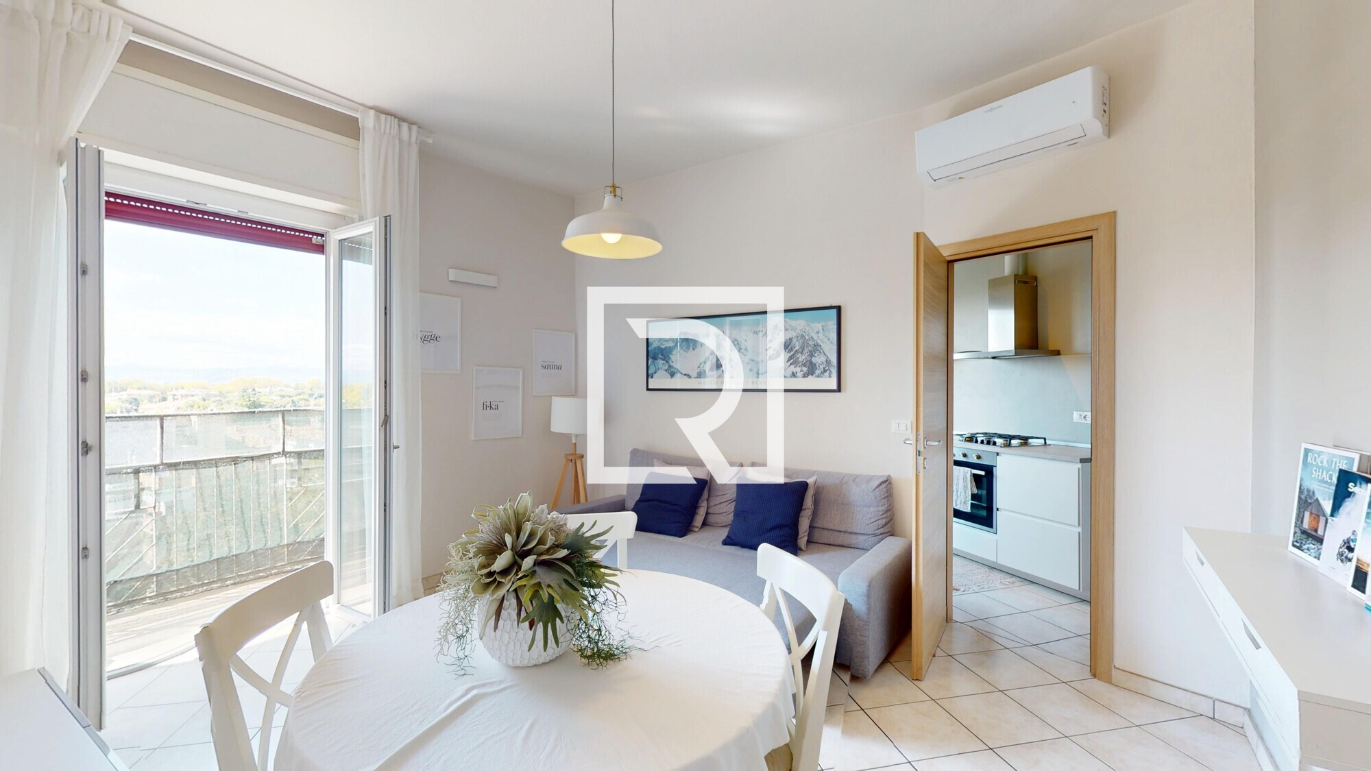 TRILOCALE-CON-VISTA-PANORAMICA-PIAZZALE-DELLA-VITTORIA-09152025_160558