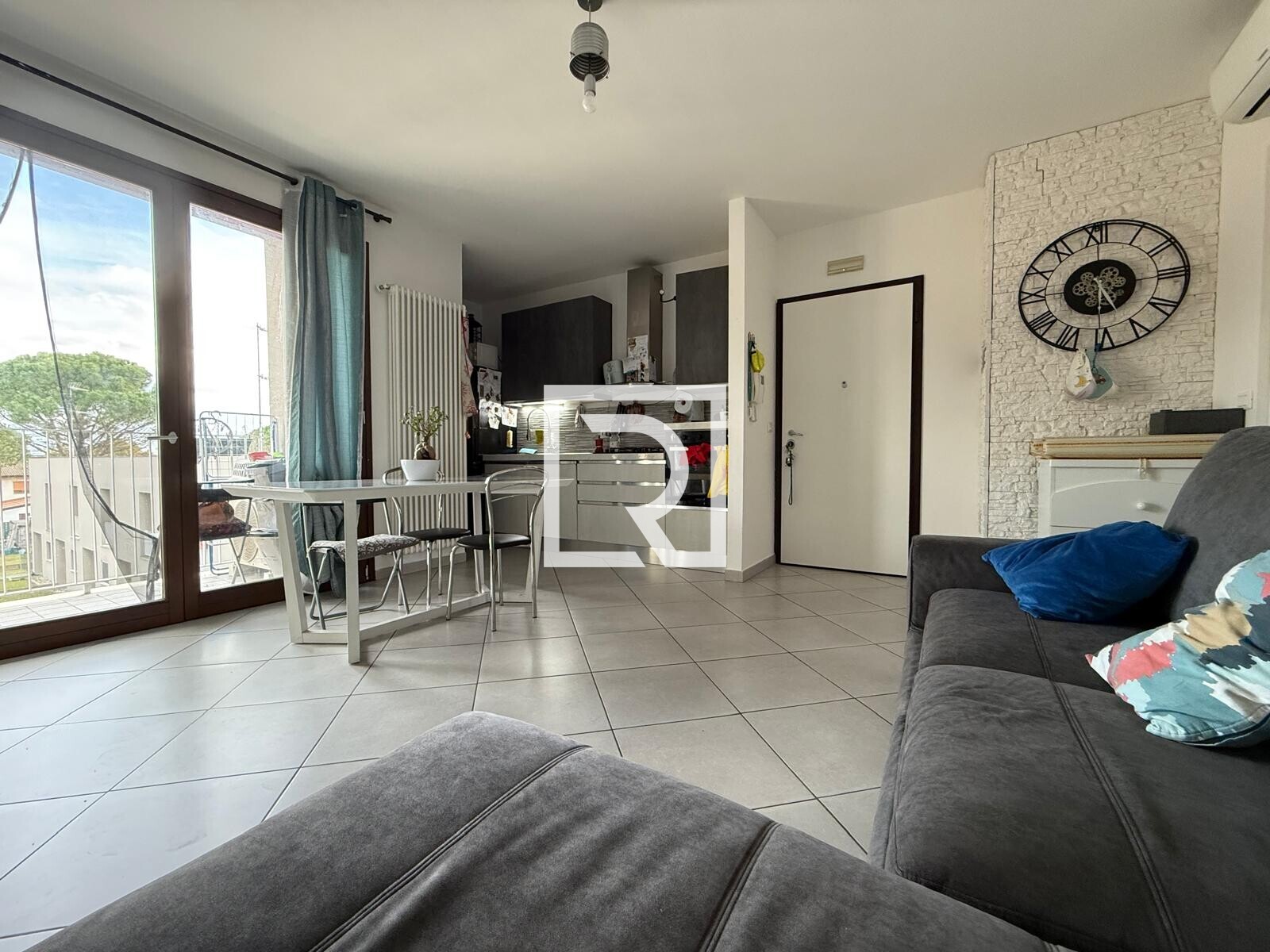 WhatsApp Image 2025-10-26 at 19.10.02