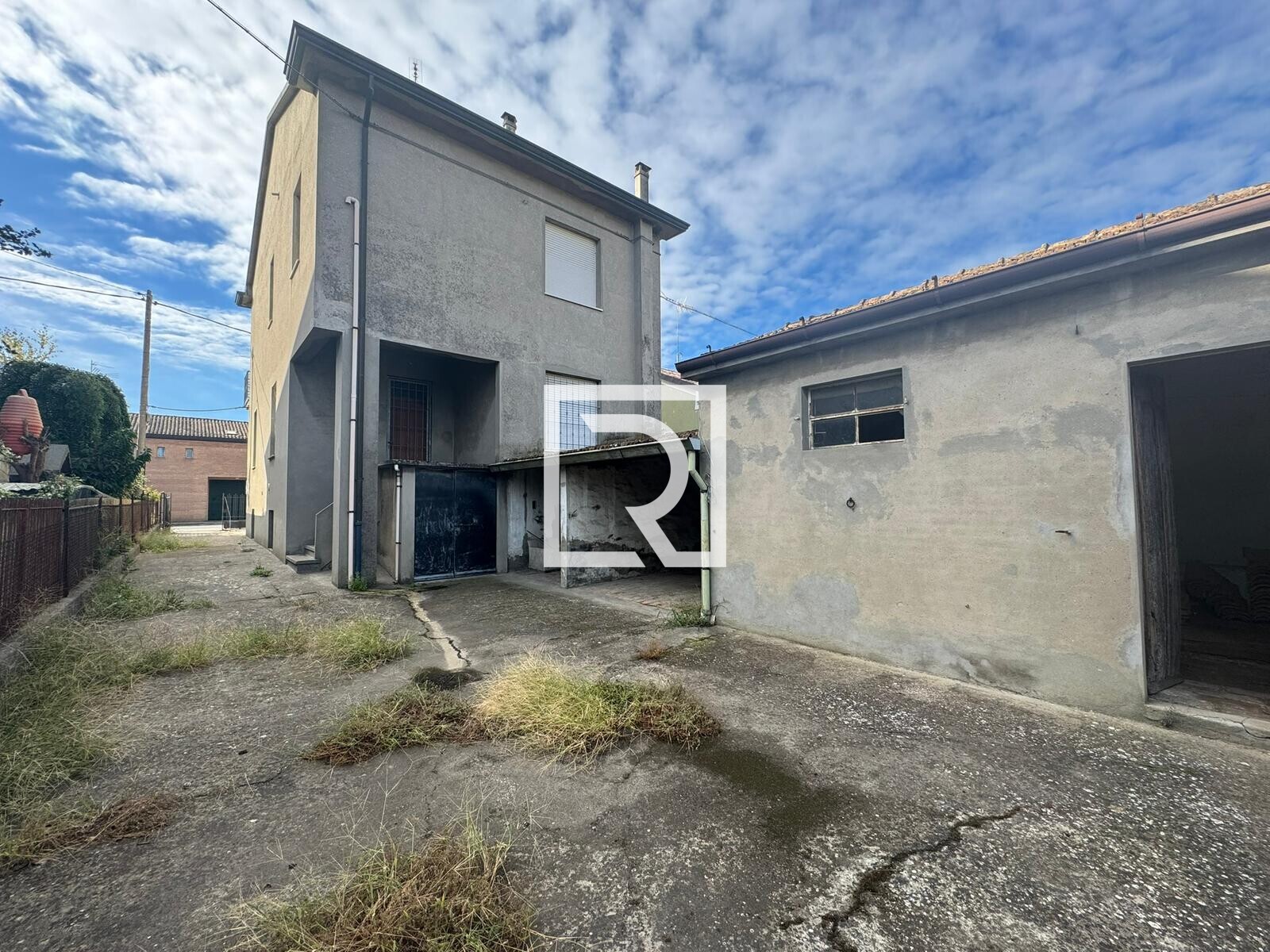 WhatsApp Image 2025-10-06 at 18.15.10