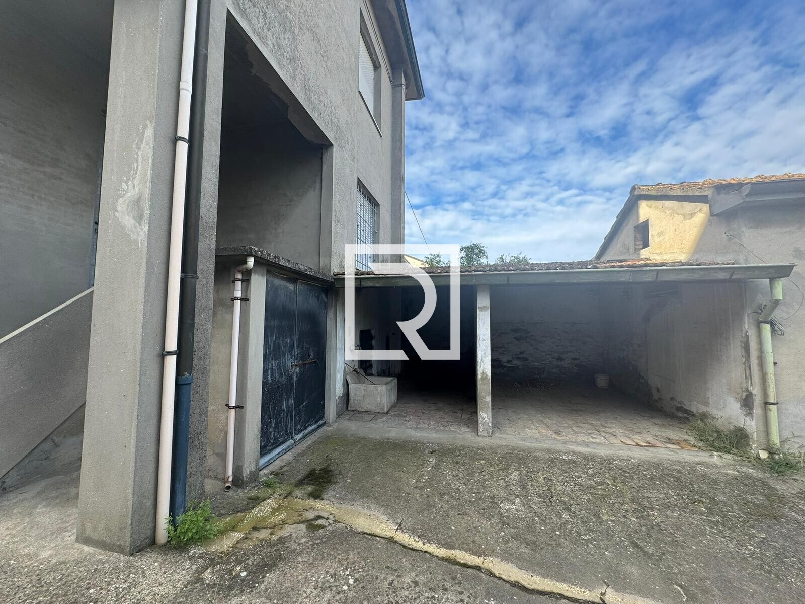 WhatsApp Image 2025-10-06 at 18.15.28 (2)