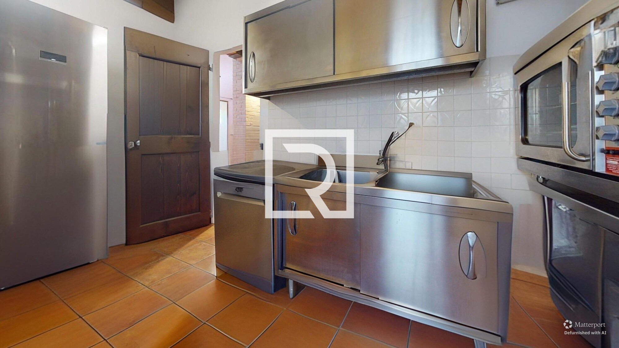 Villa-Kitchen-Defurnished