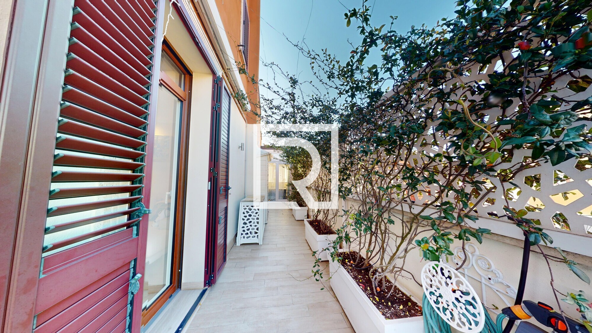 ATTICO--10162025_174849