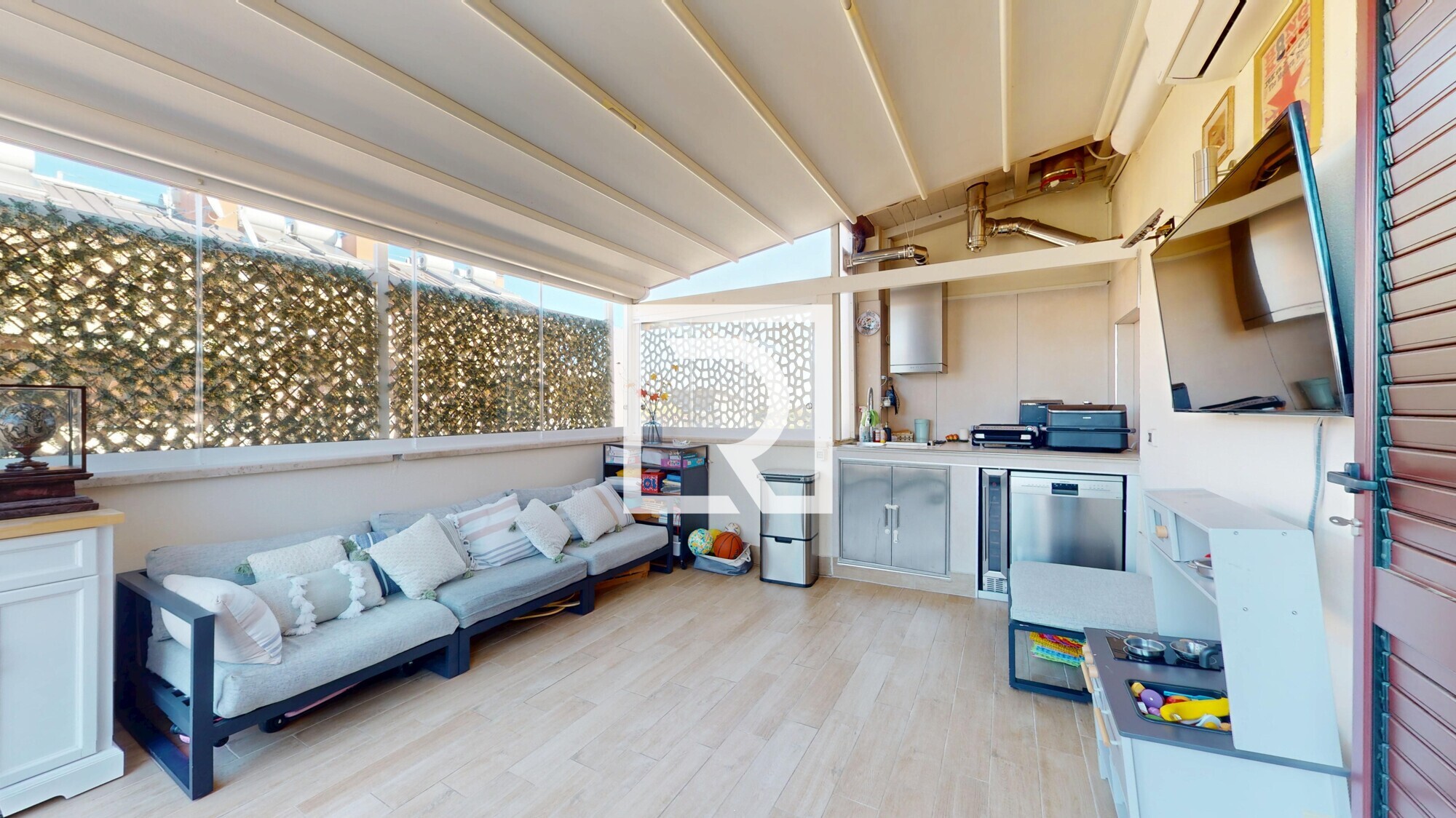 ATTICO--10162025_174602