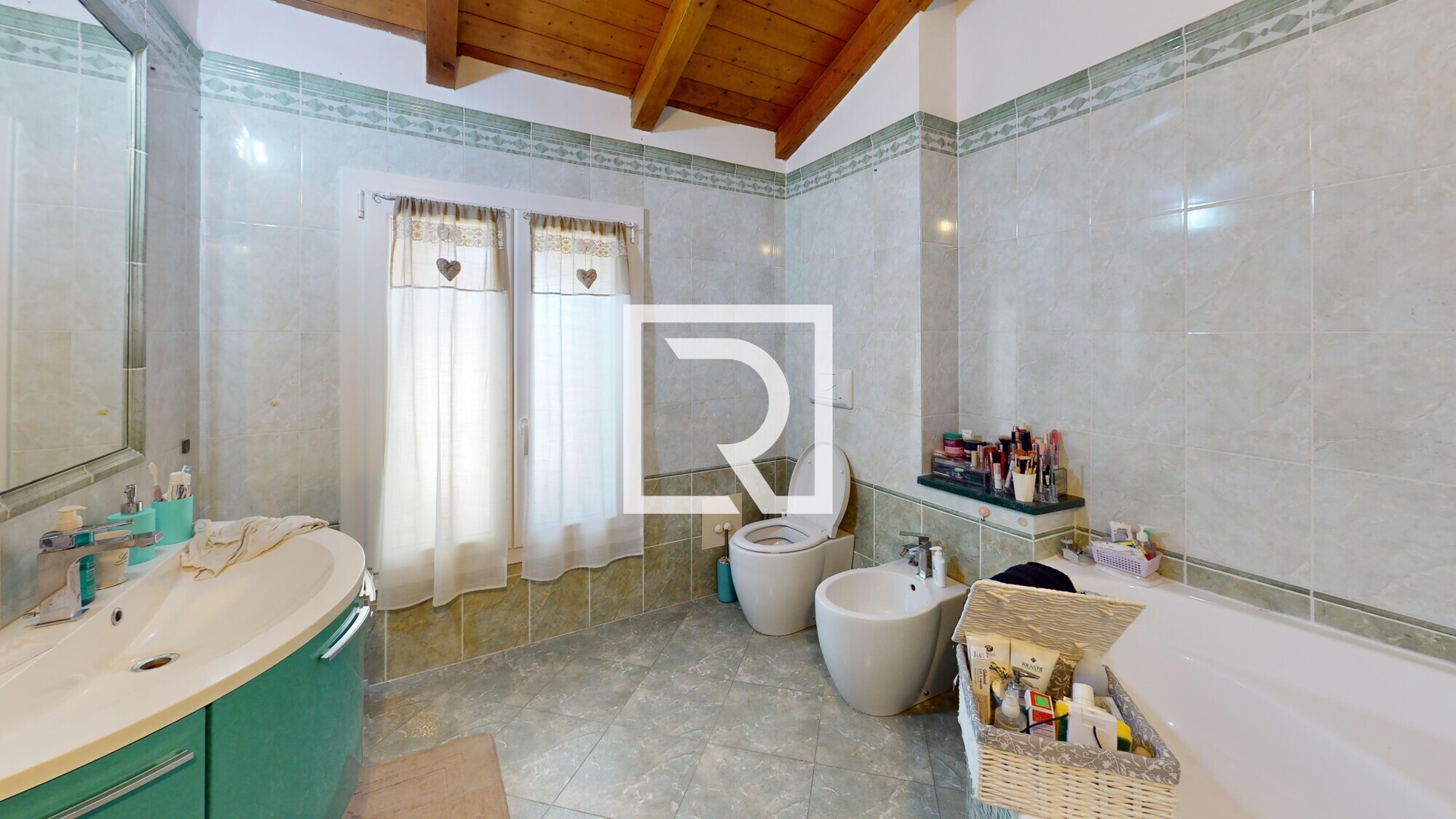 villa-A4-Mezzano-Bathroom 2