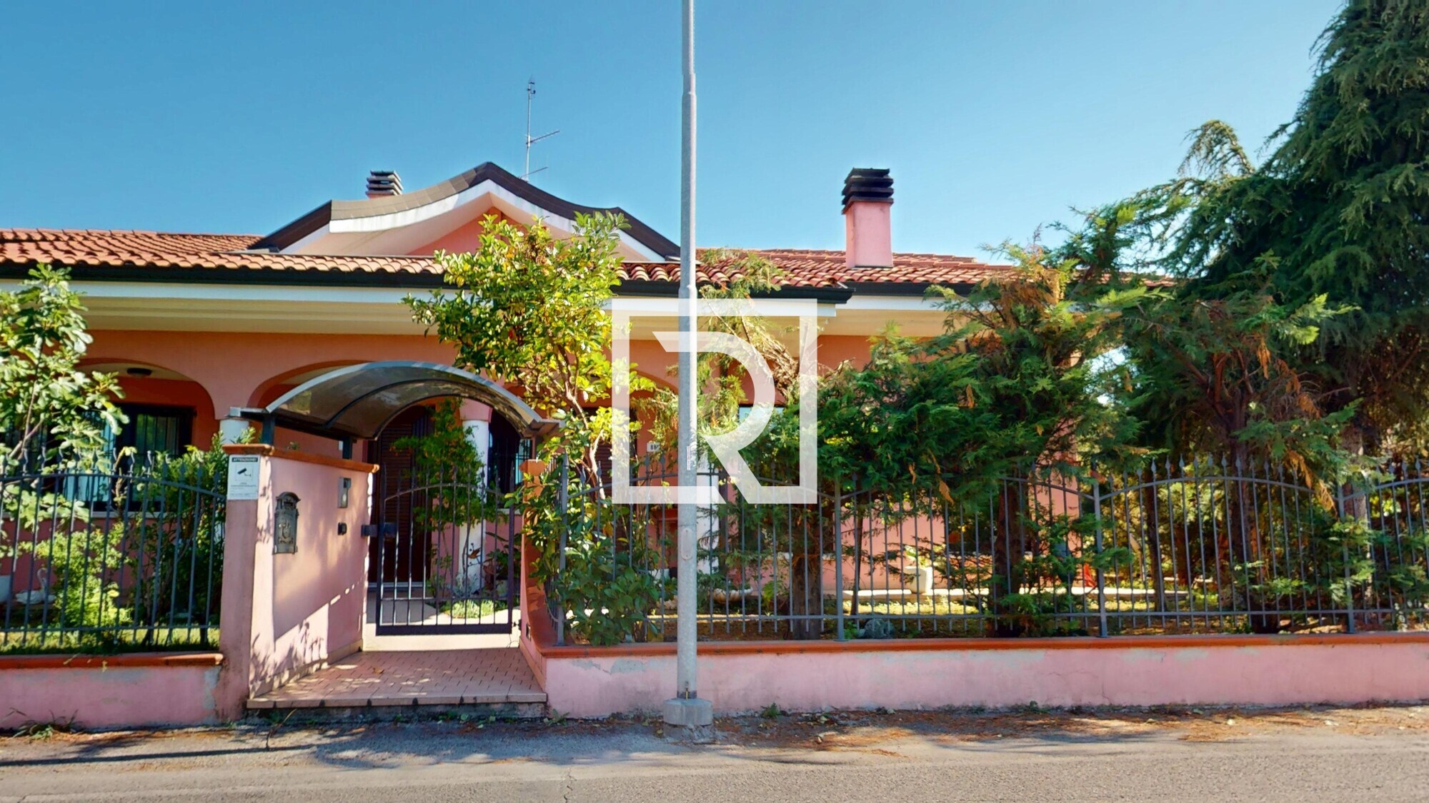 Villa-Via-Turchetta-07212025_164532