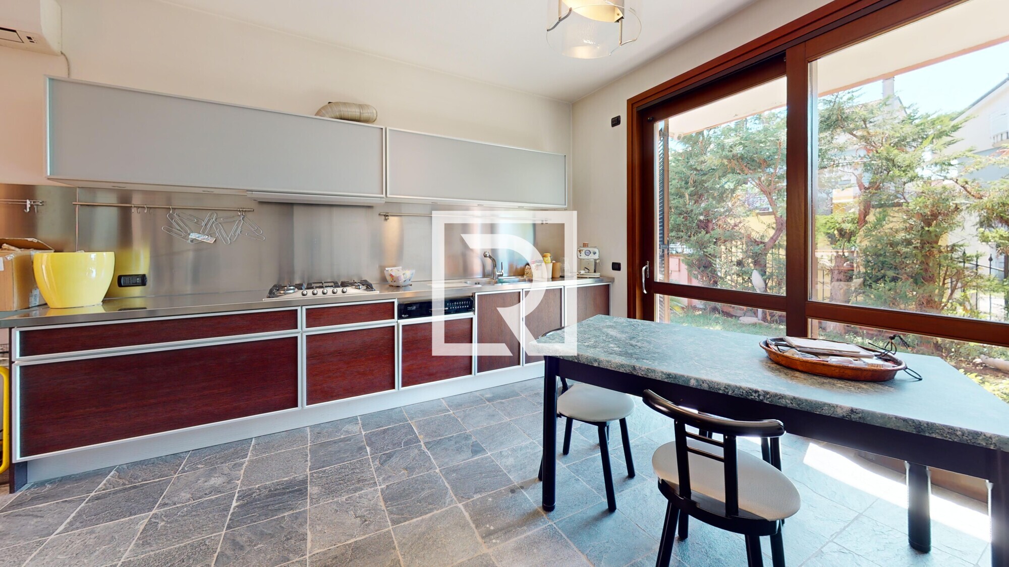 Villa-Via-Turchetta-Dining-Room