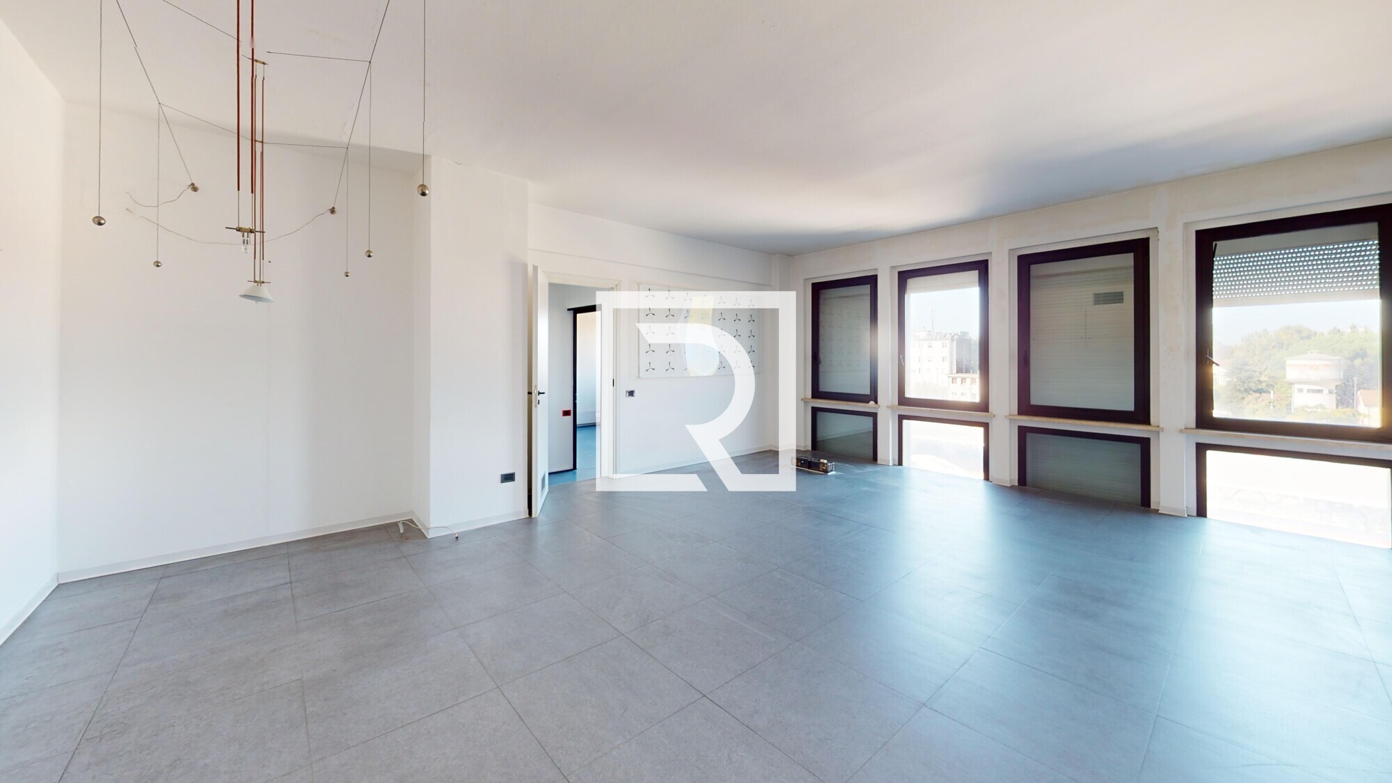 MAGAZZINI-ANTERIORE-Bedroom 4