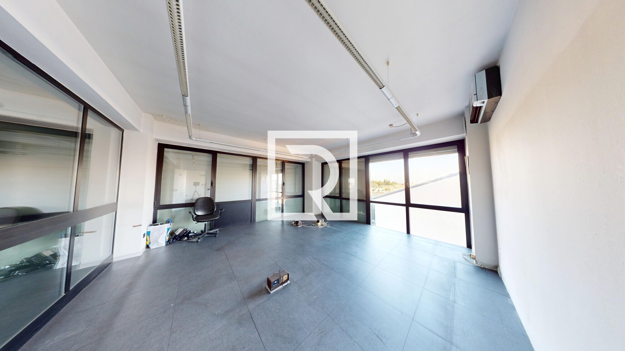 MAGAZZINI-ANTERIORE-09222025_102225