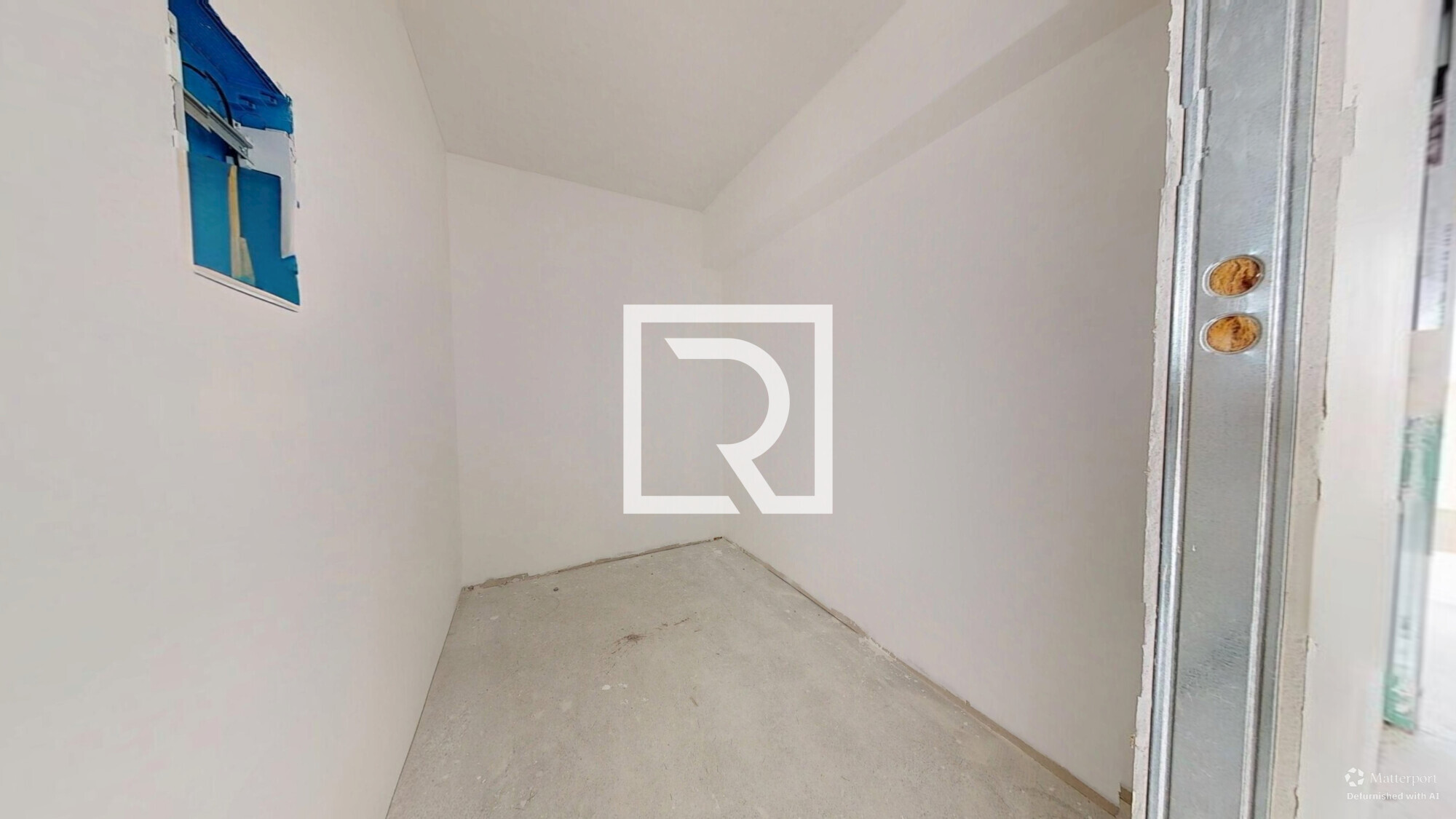 12152025_175958_defurnished