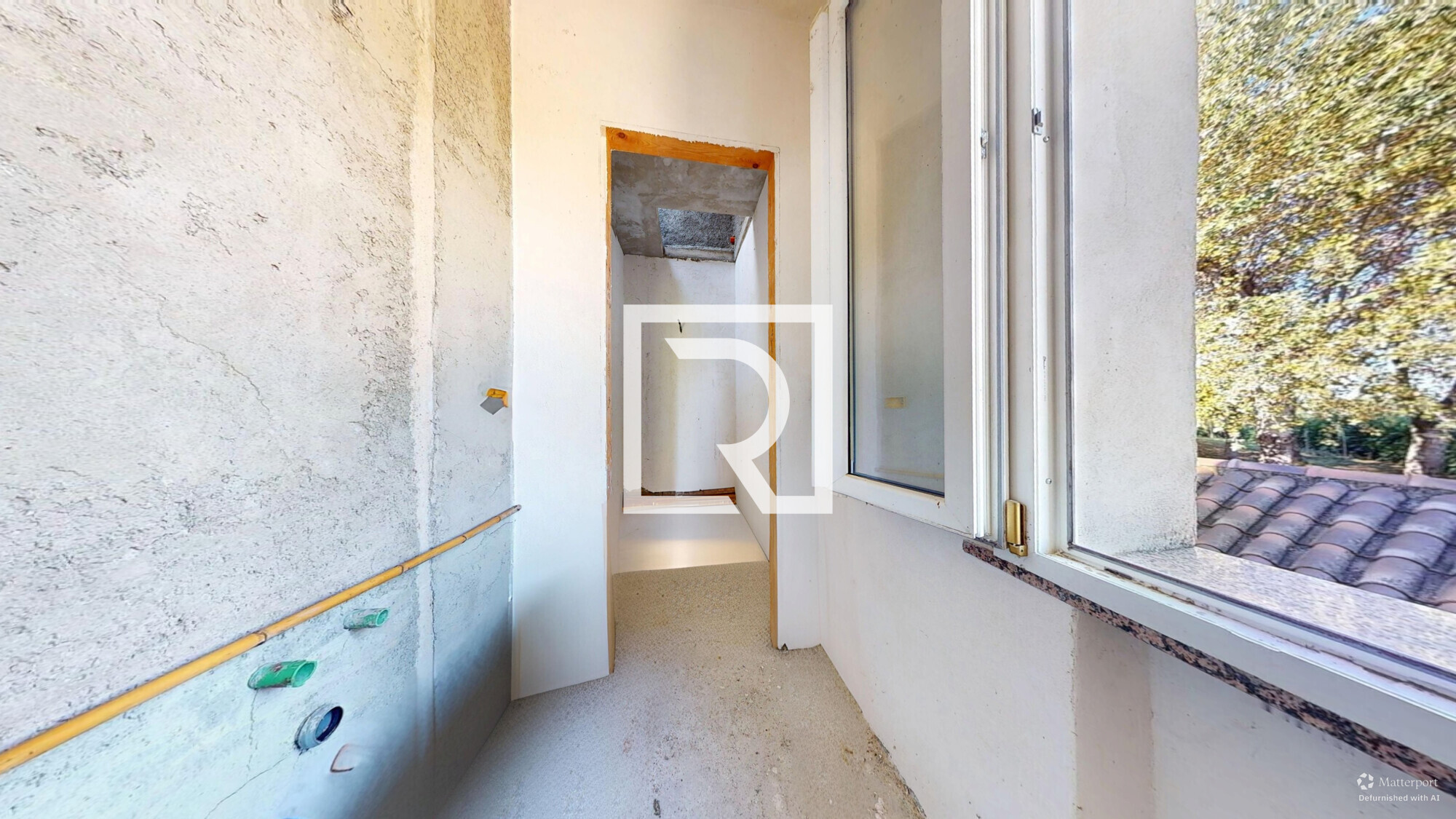 09242025_105832_defurnished