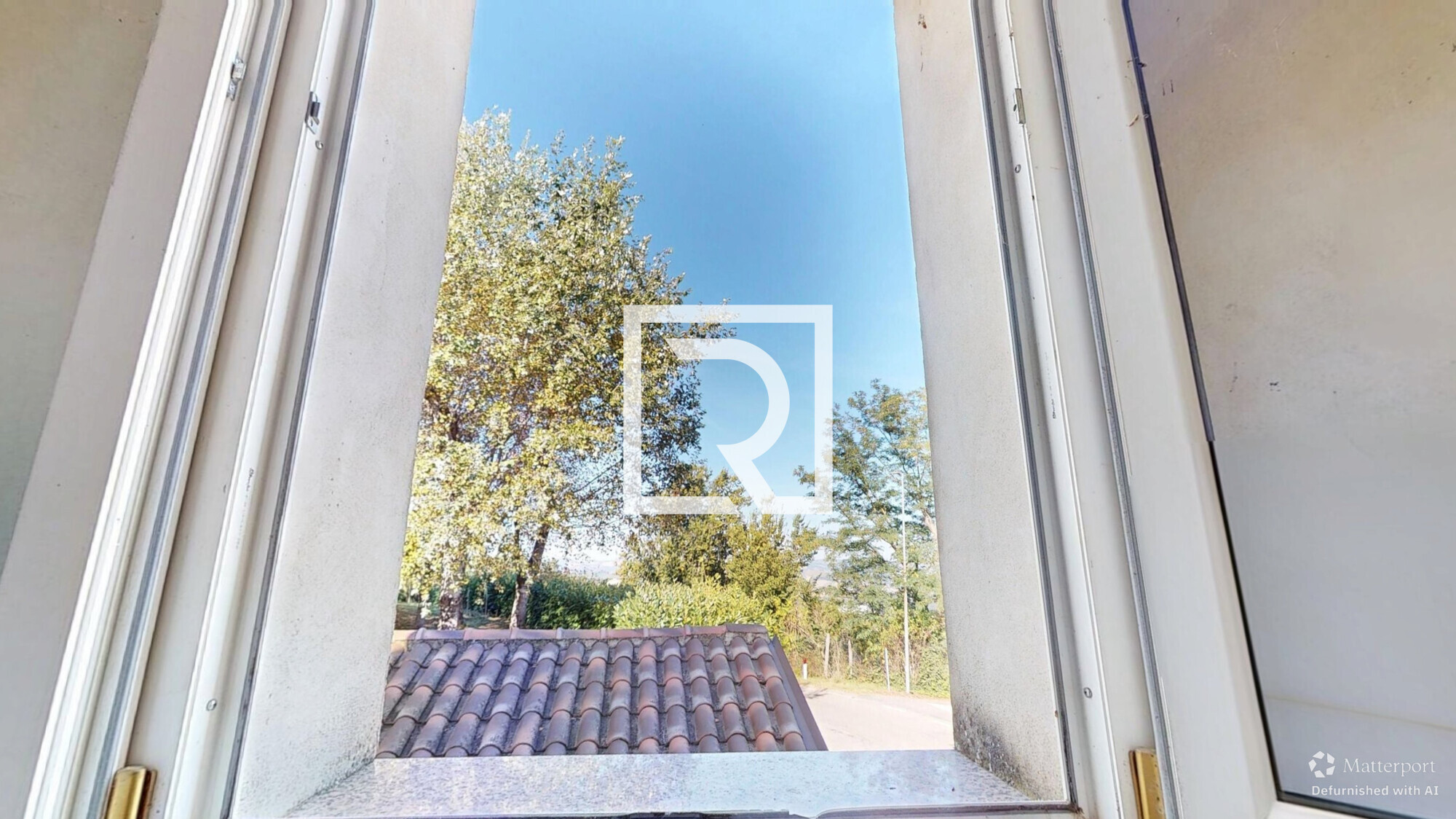 09242025_105852_defurnished