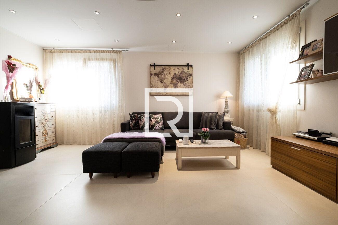 WhatsApp Image 2025-09-24 at 15.55.52