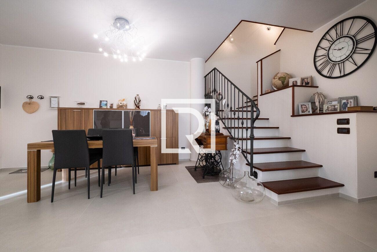 WhatsApp Image 2025-09-24 at 15.56.16 (1)