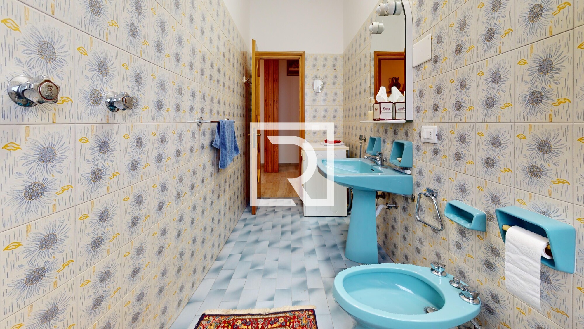 QUADRILOCALE-CON-TRE-BAGNI-CANTINA-E-GARAGE-DI-PROPRIETA-Bathroom