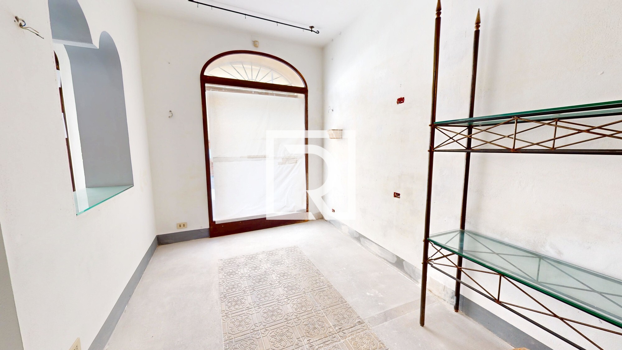 Negozio-storico-in-centro-08072025_093256