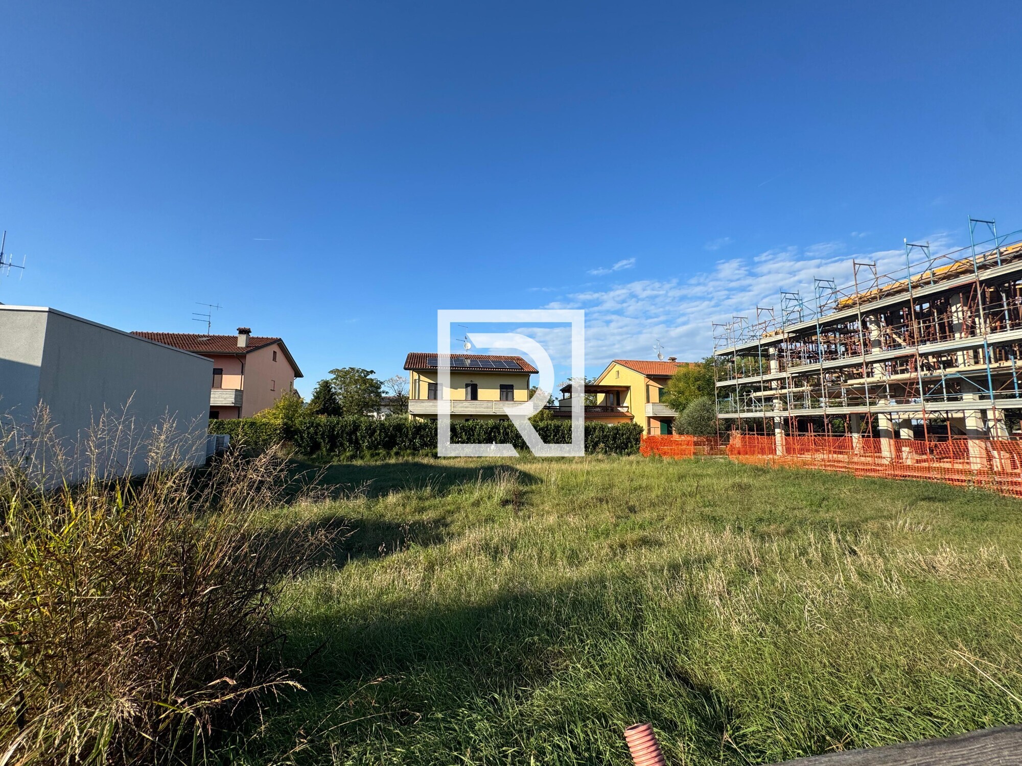 WhatsApp Image 2025-09-29 at 17.42.00