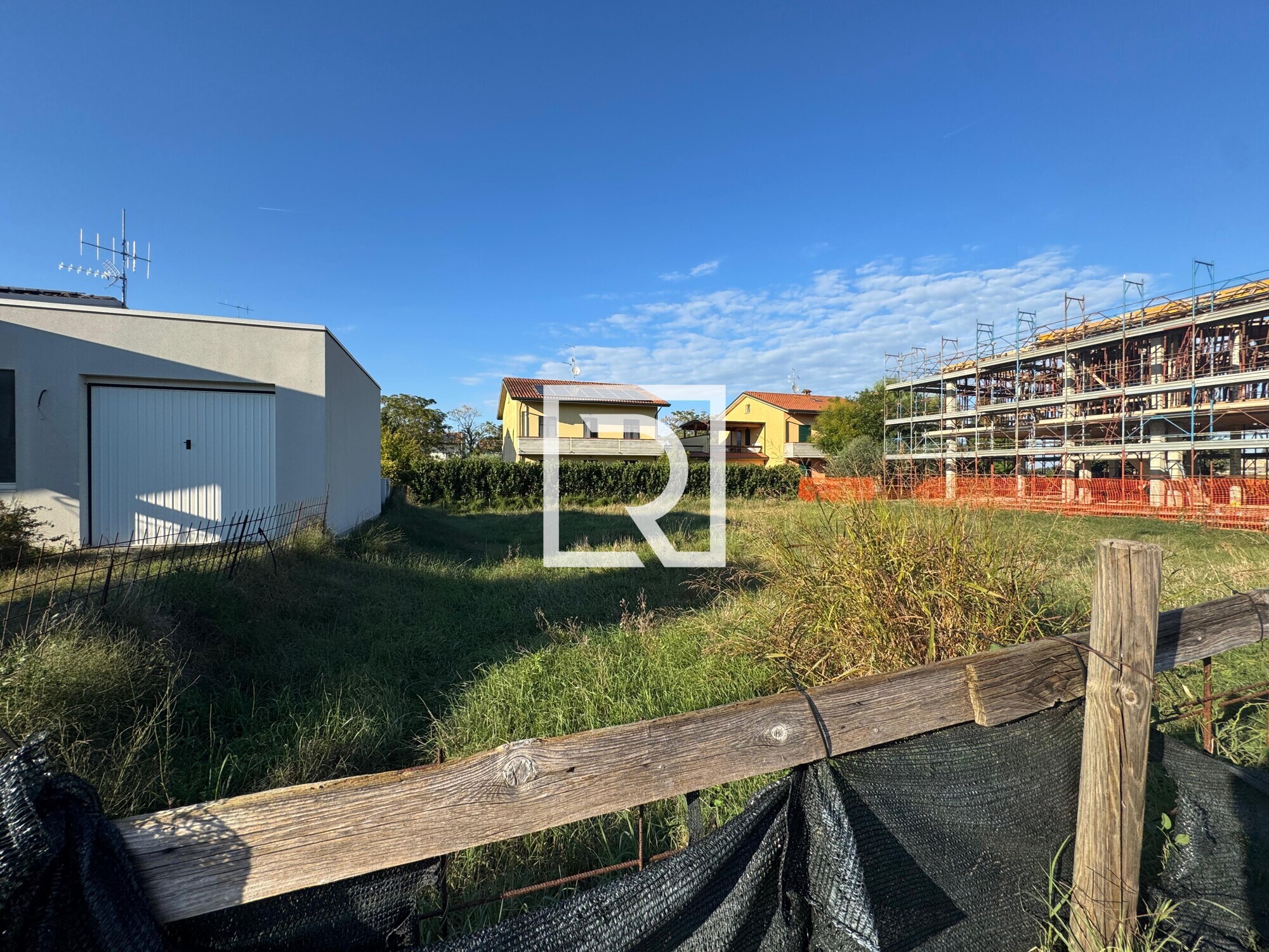 WhatsApp Image 2025-09-29 at 17.42.01 (2)