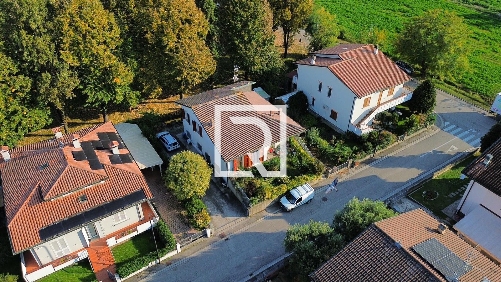 WhatsApp Image 2025-10-15 at 17.20.48