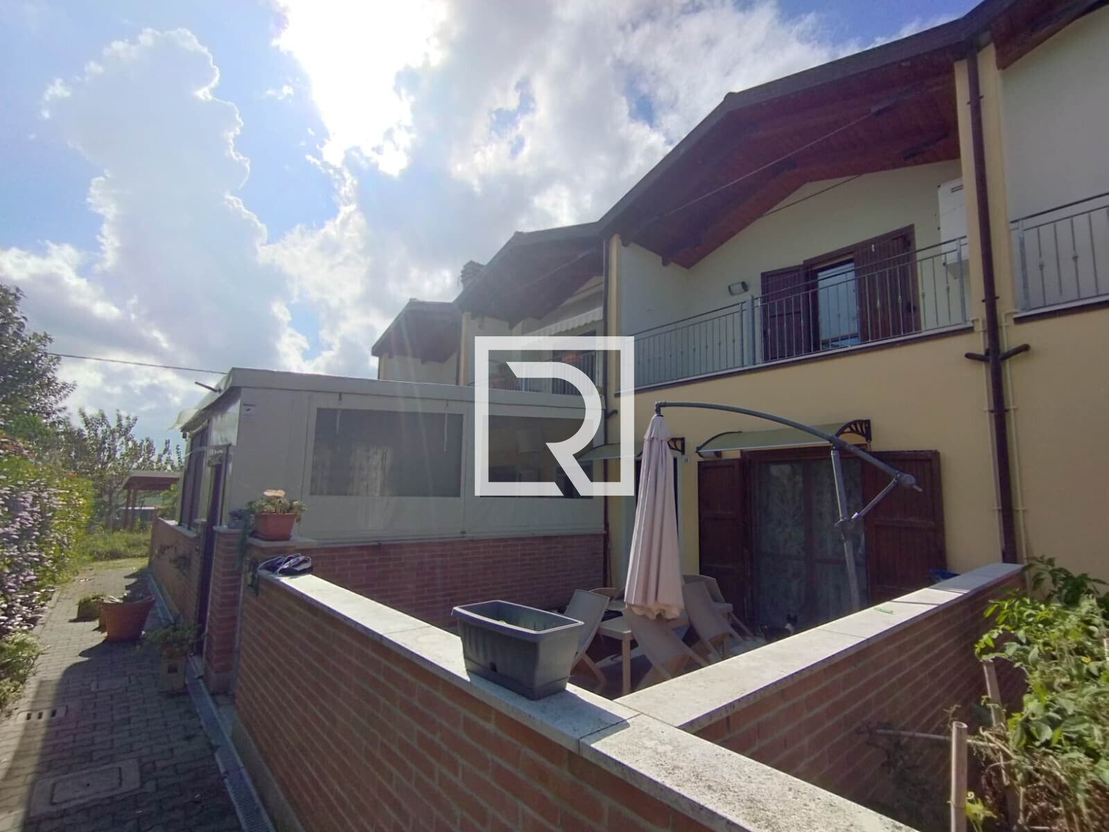 WhatsApp Image 2025-09-29 at 12.43.40 (1)