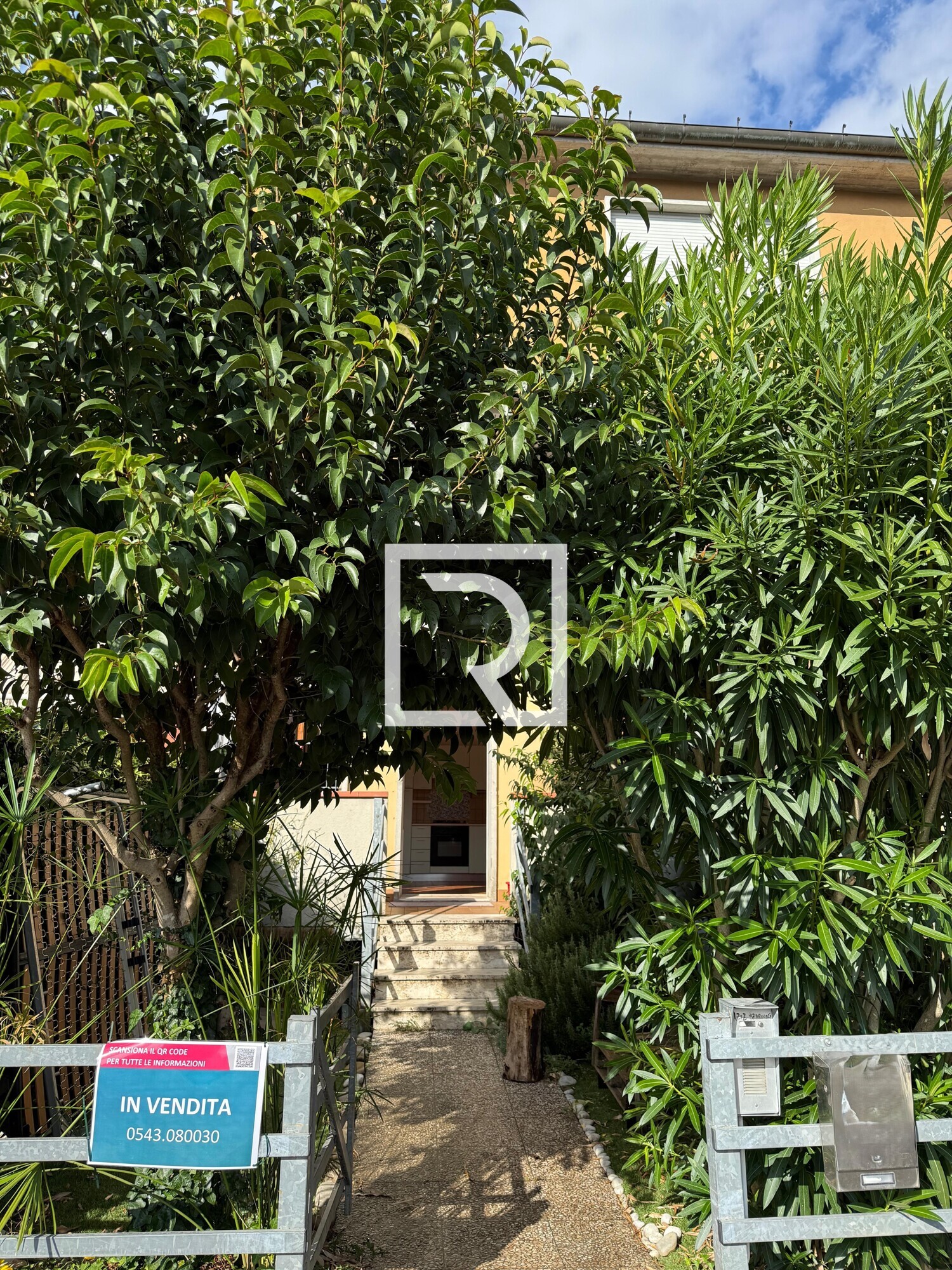 WhatsApp Image 2025-10-01 at 15.45.44