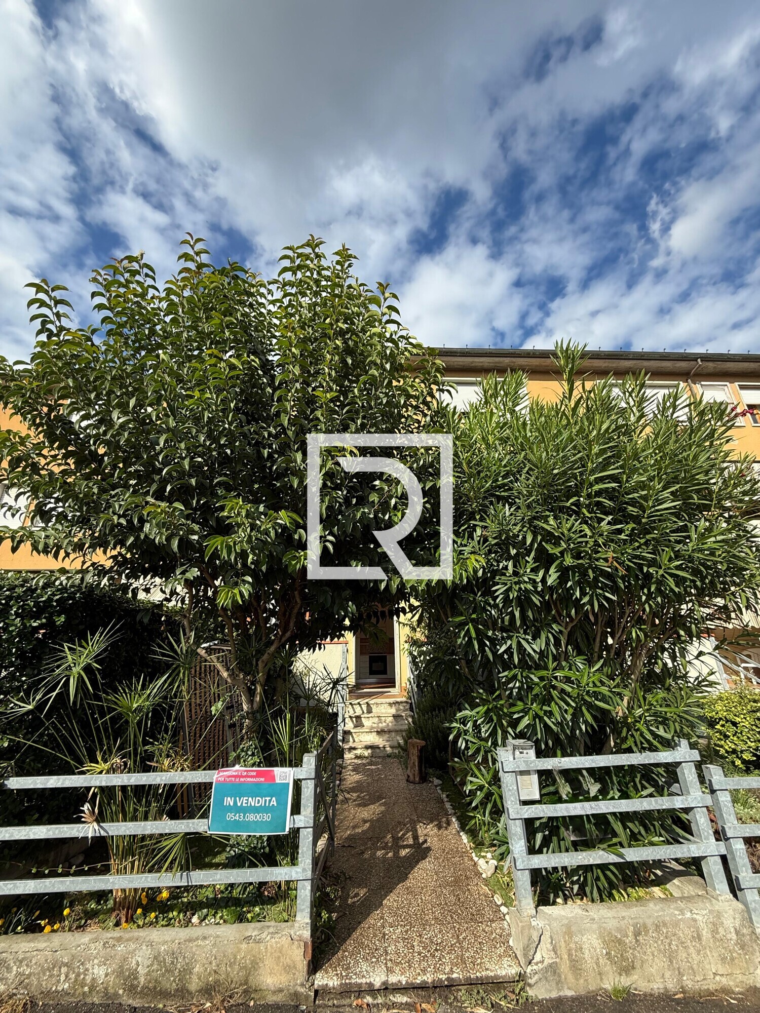 WhatsApp Image 2025-10-01 at 15.45.42 (2)