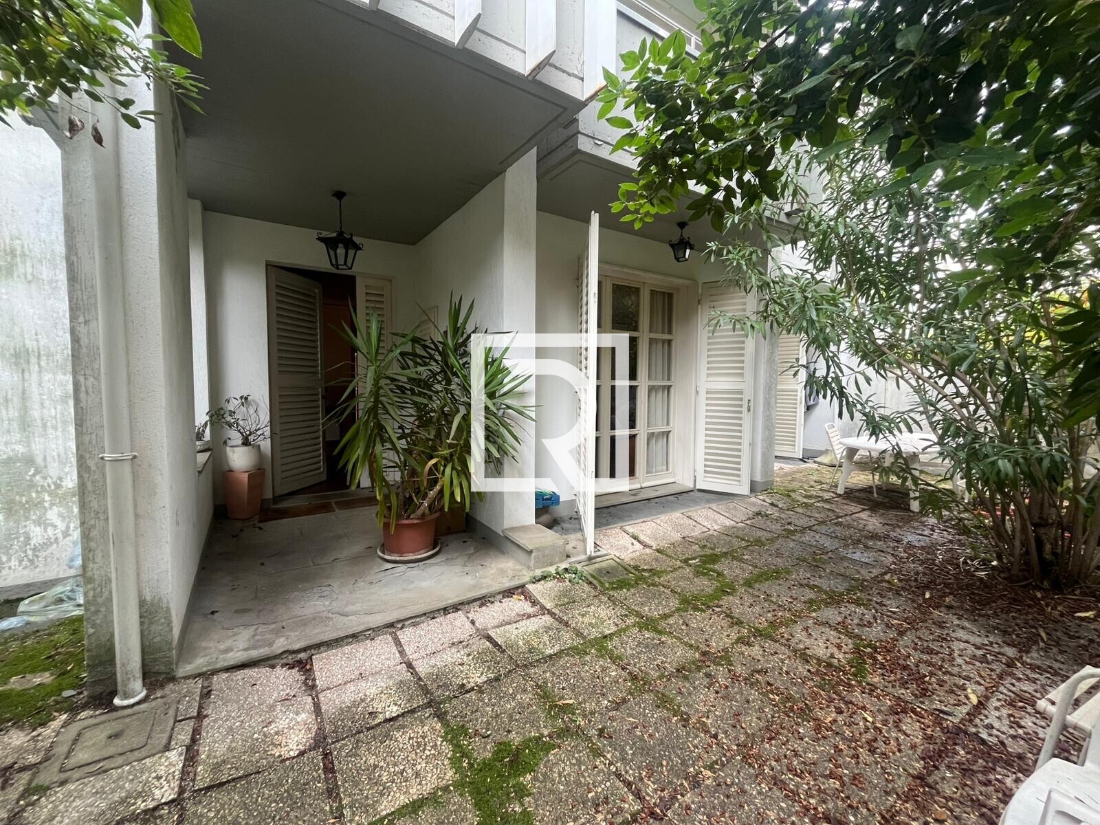 WhatsApp Image 2025-10-03 at 12.31.53 (1)