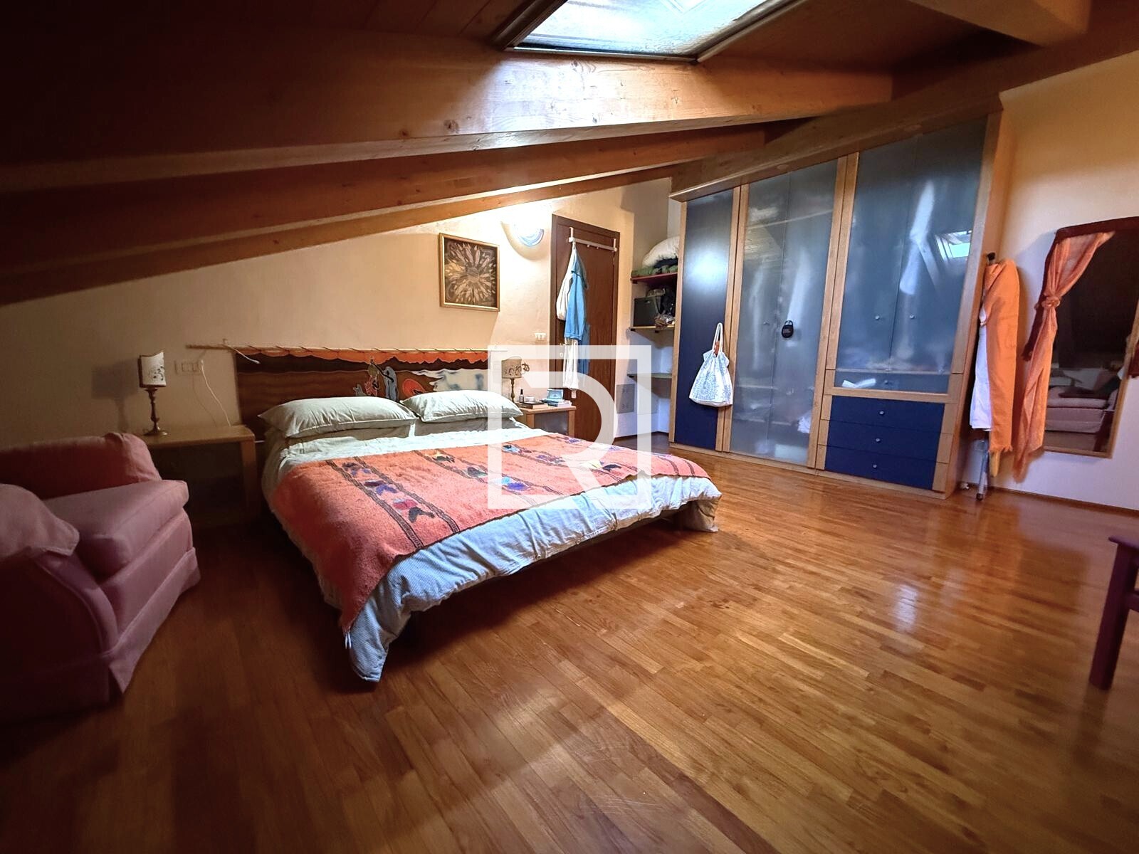 WhatsApp Image 2025-10-07 at 18.24.05 (1)