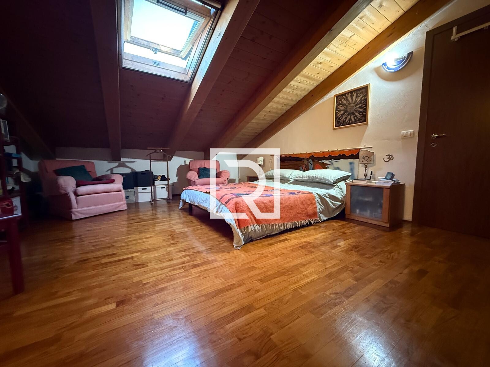 WhatsApp Image 2025-10-07 at 18.24.08 (1)