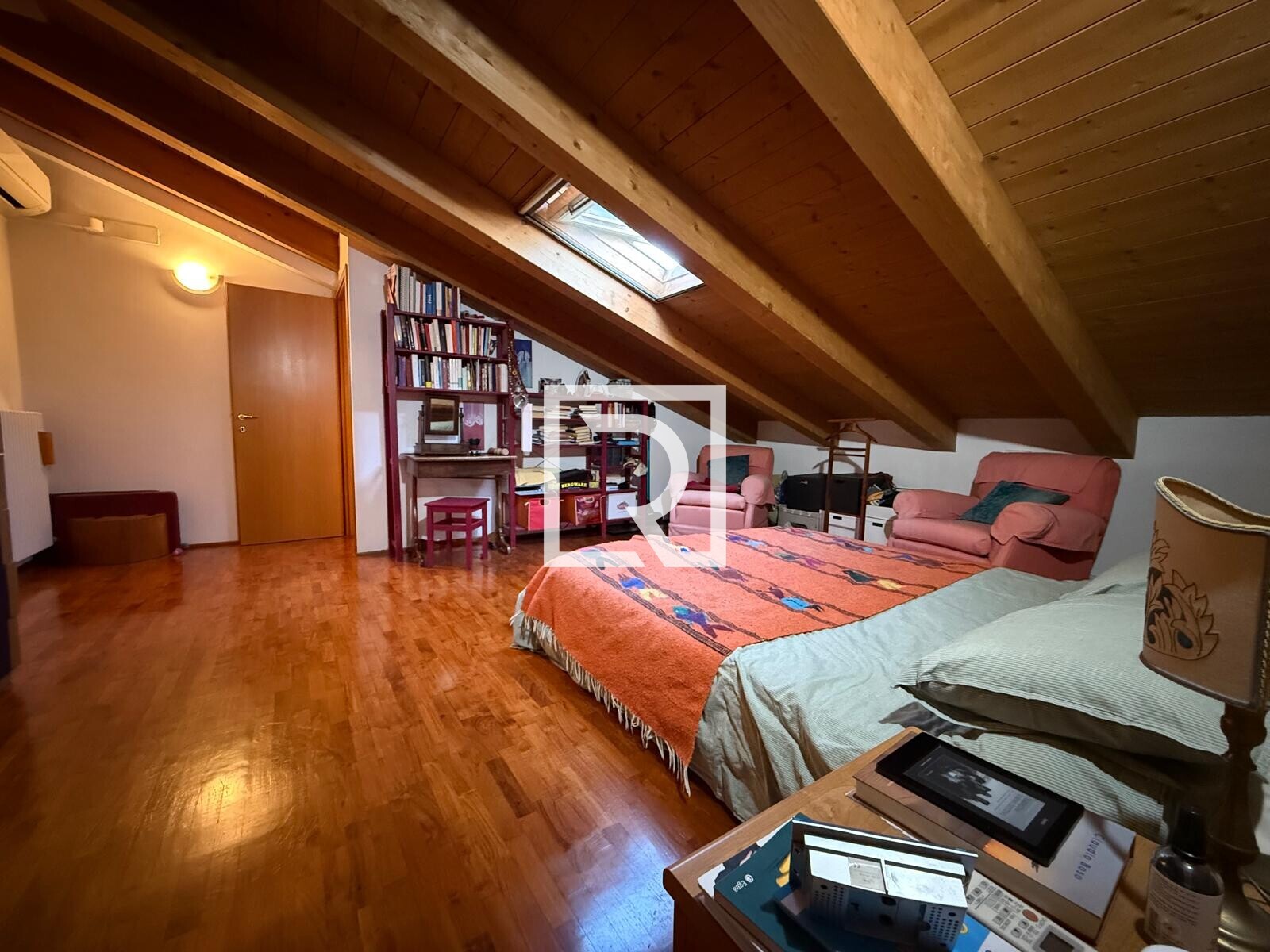 WhatsApp Image 2025-10-07 at 18.24.09 (4)