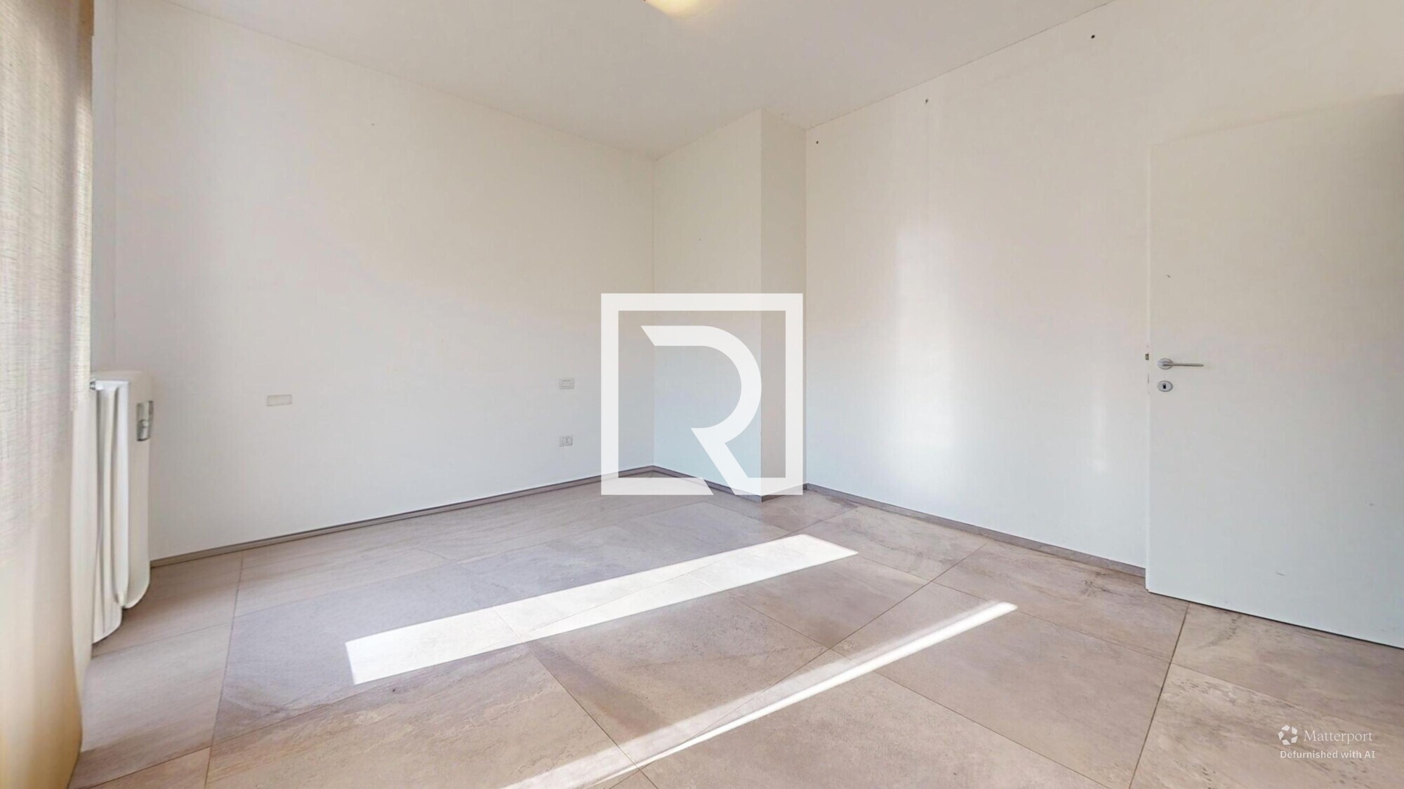 Attico-Piano-2-Bedroom-Defurnished 1