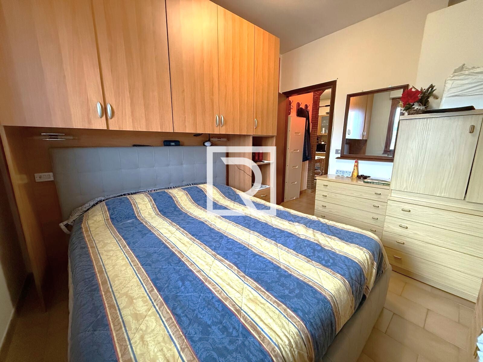 WhatsApp Image 2025-10-17 at 09.31.40 (1)