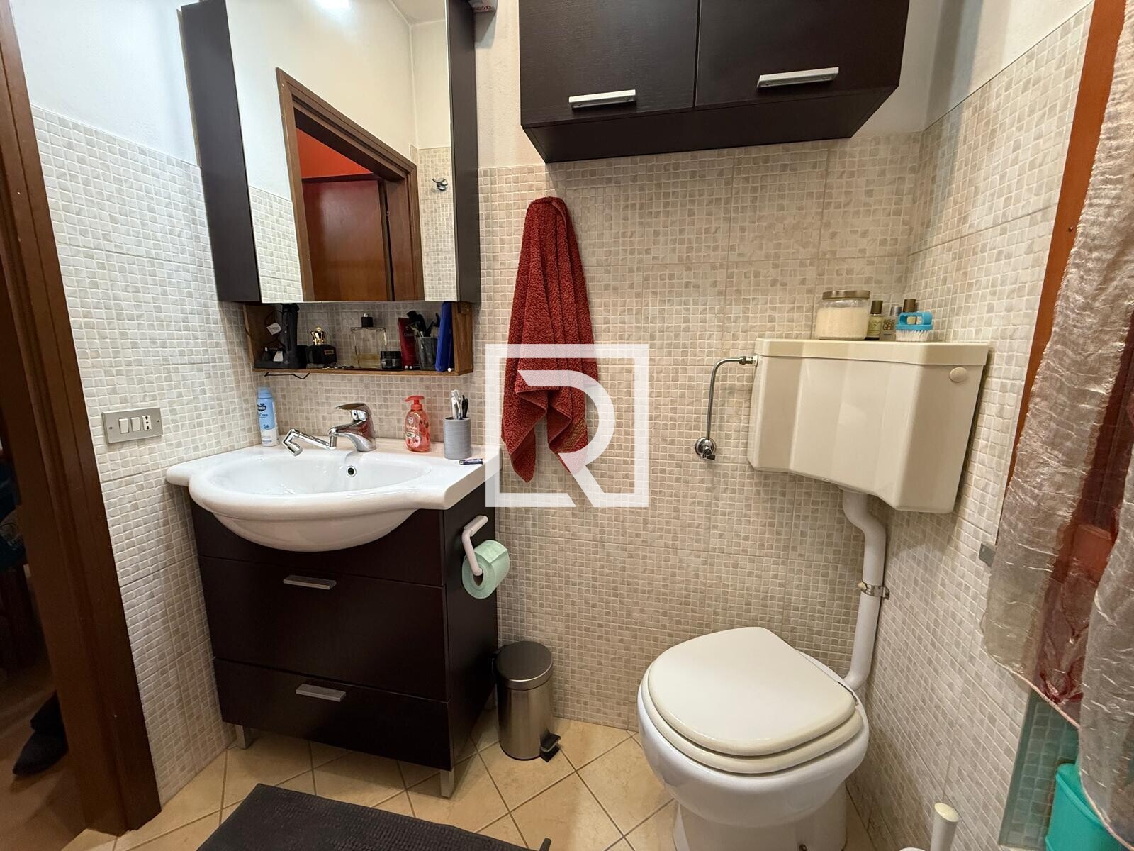 WhatsApp Image 2025-10-17 at 09.31.41 (2)