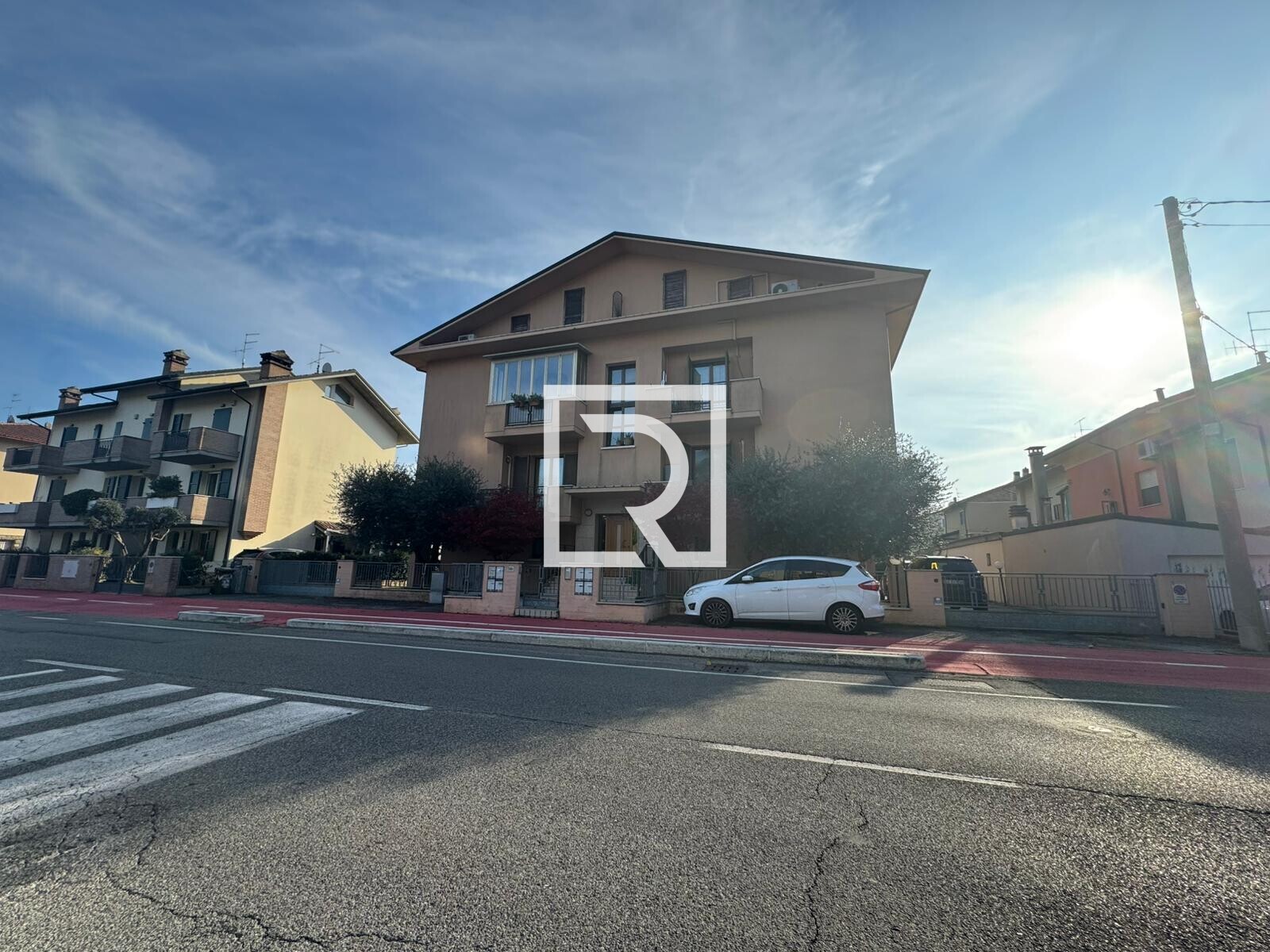 WhatsApp Image 2025-12-03 at 13.57.34 (1)