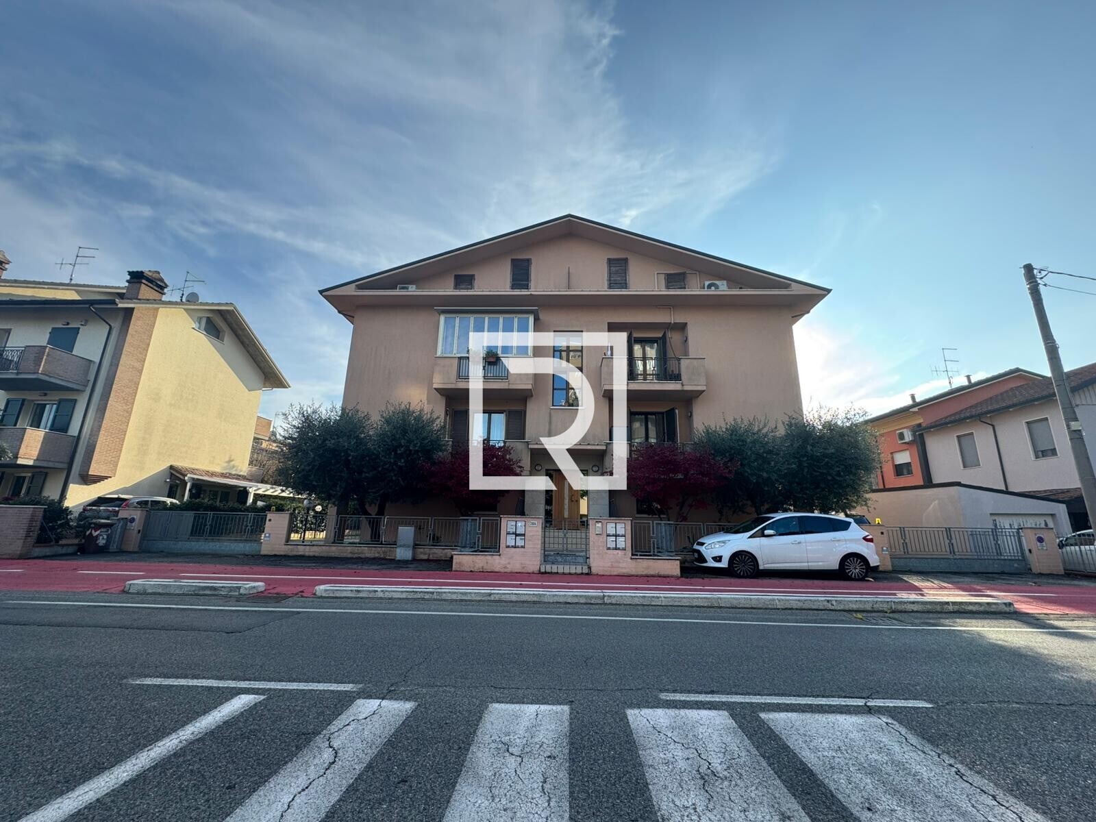 WhatsApp Image 2025-12-03 at 13.57.34 (3)