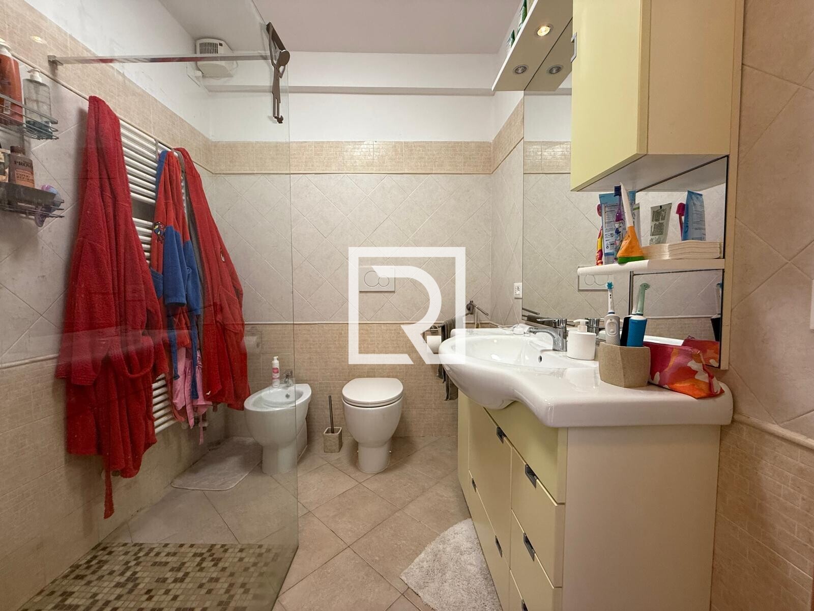 WhatsApp Image 2025-10-29 at 13.08.33