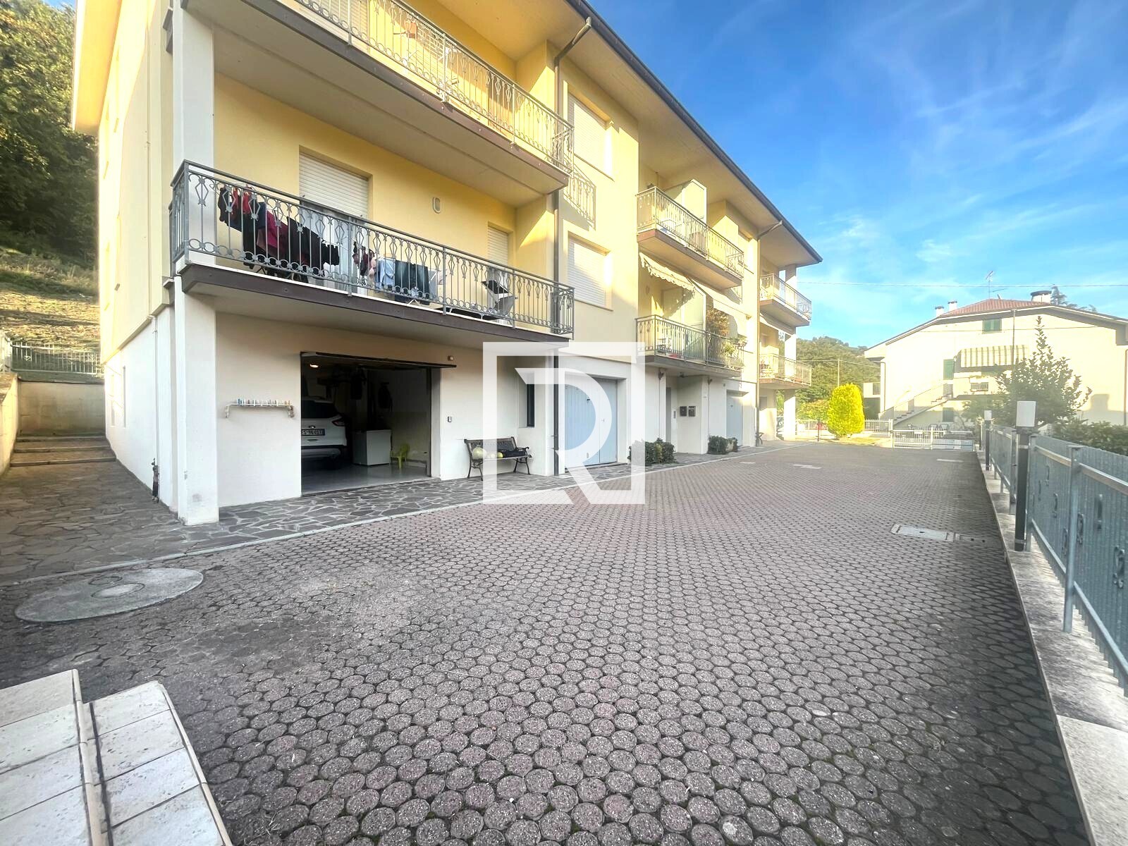 WhatsApp Image 2025-10-09 at 20.41.36 (1)