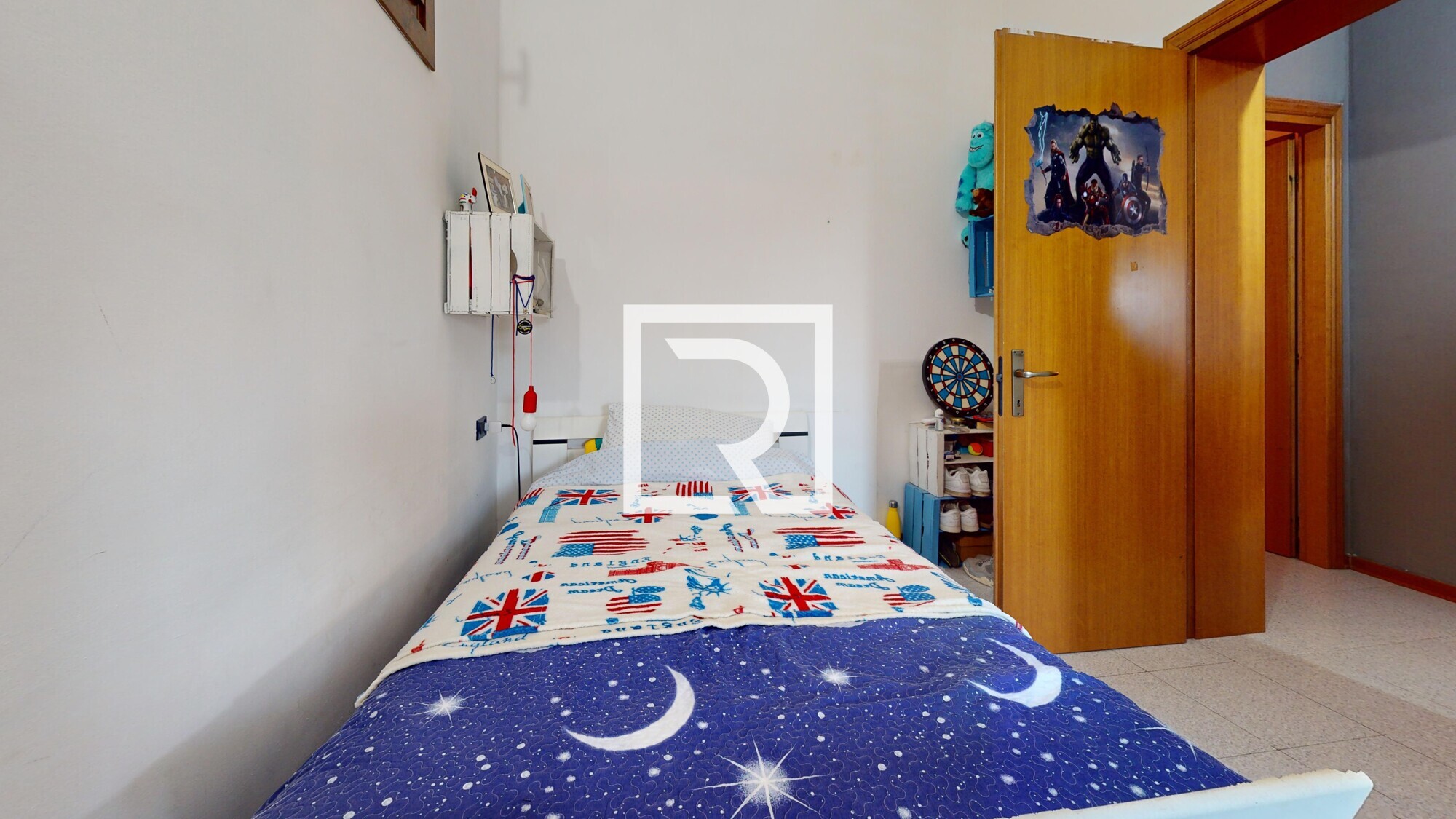 QUADRILOCALE-CON-TERRAZZO-PANORAMICO-Bedroom 1