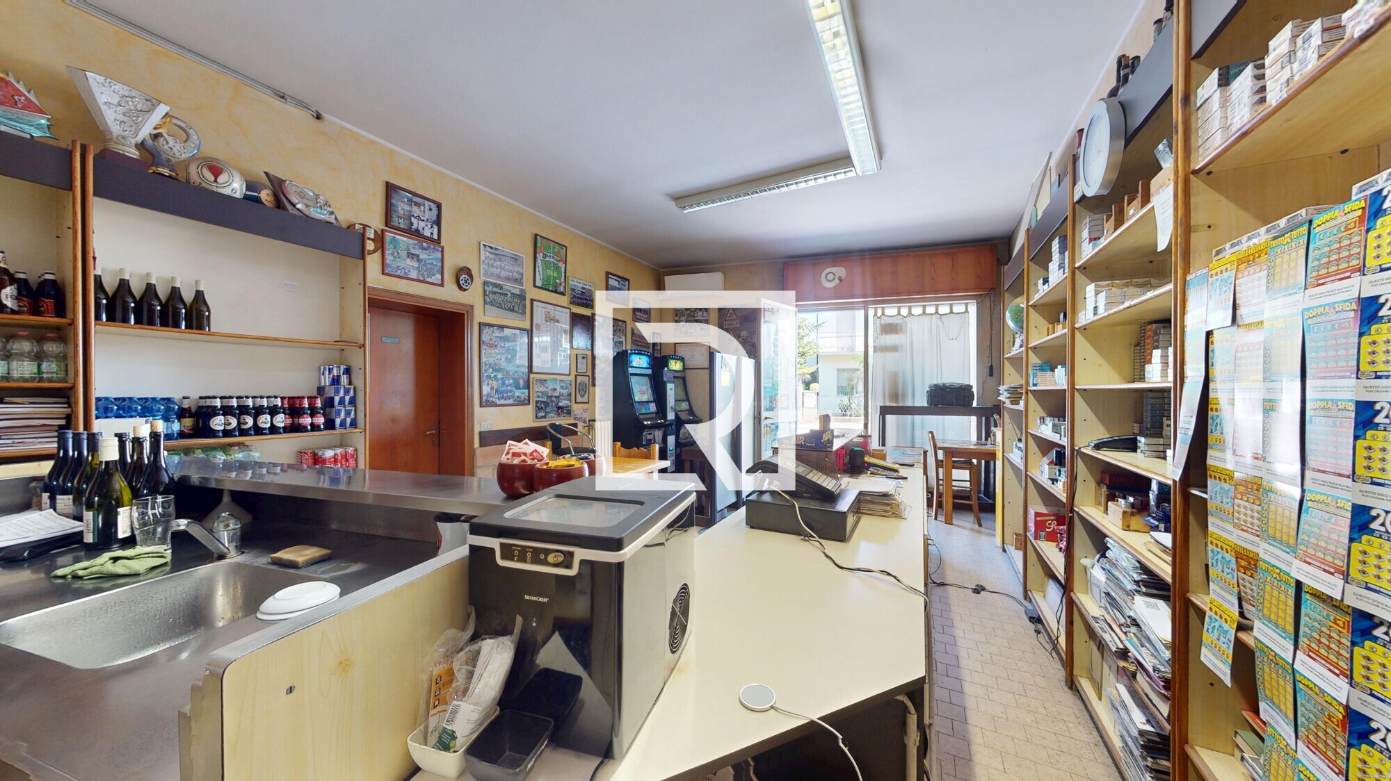 Sala-Tabaccheria-10132025_112357