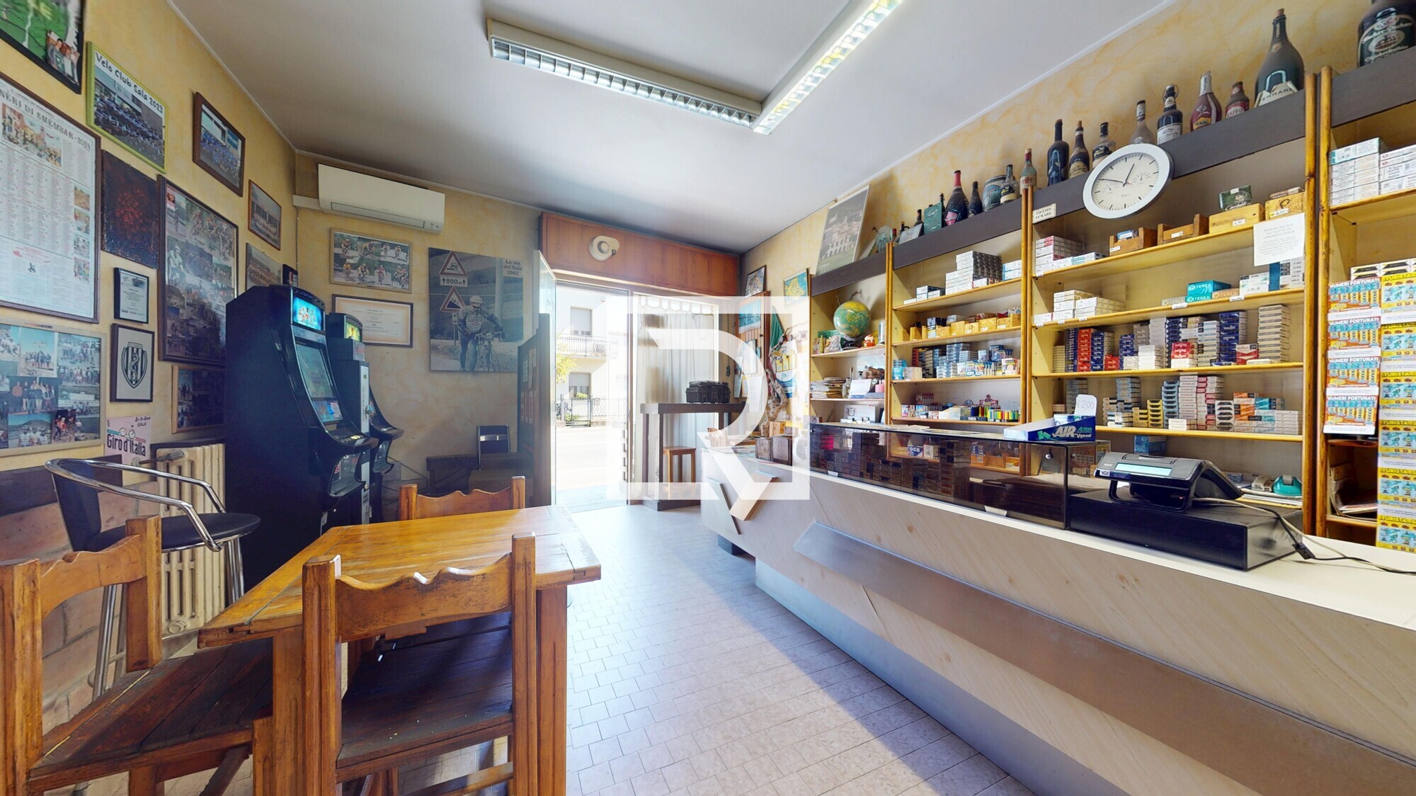 Sala-Tabaccheria-10132025_112420