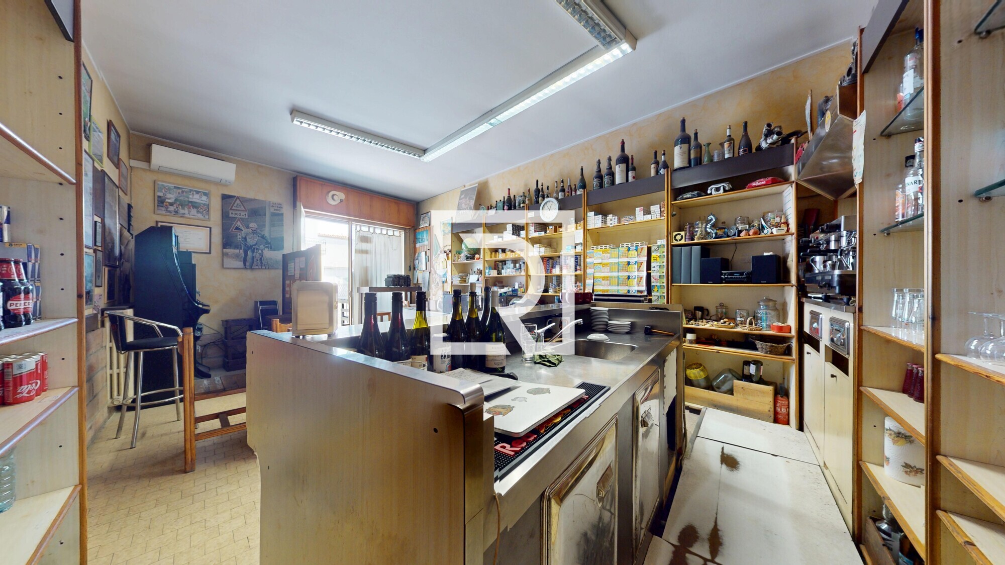 Sala-Tabaccheria-10132025_112619