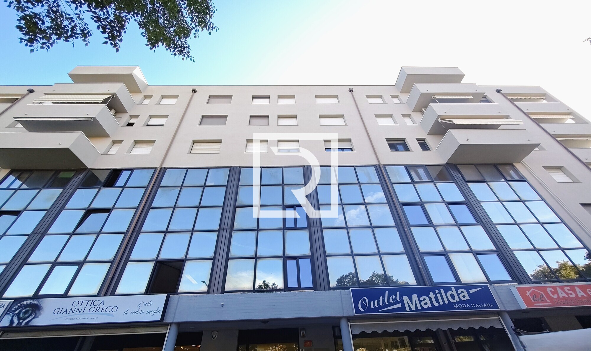 VIALE ALBERTI 84
