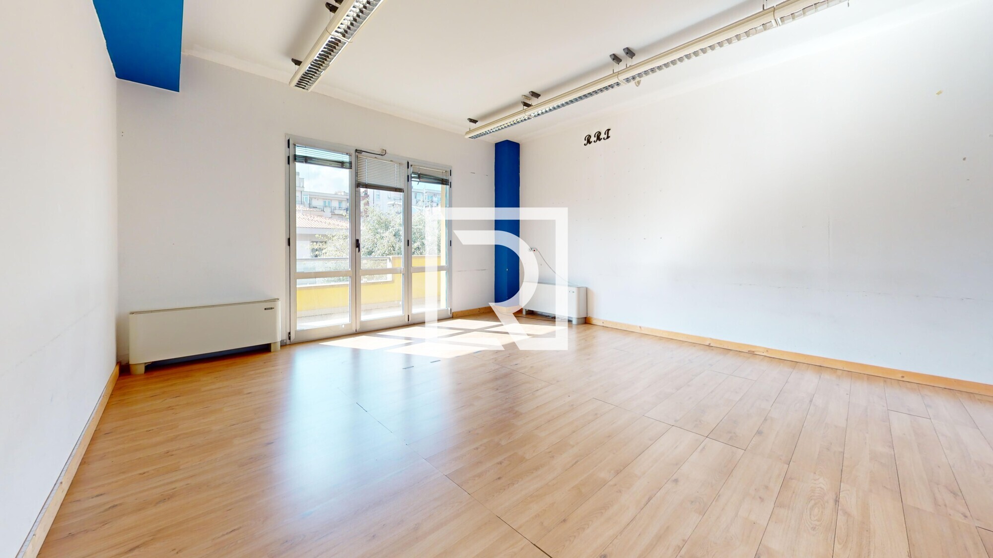 75-Via-Leucadio-Solombrini-Living-Room 1