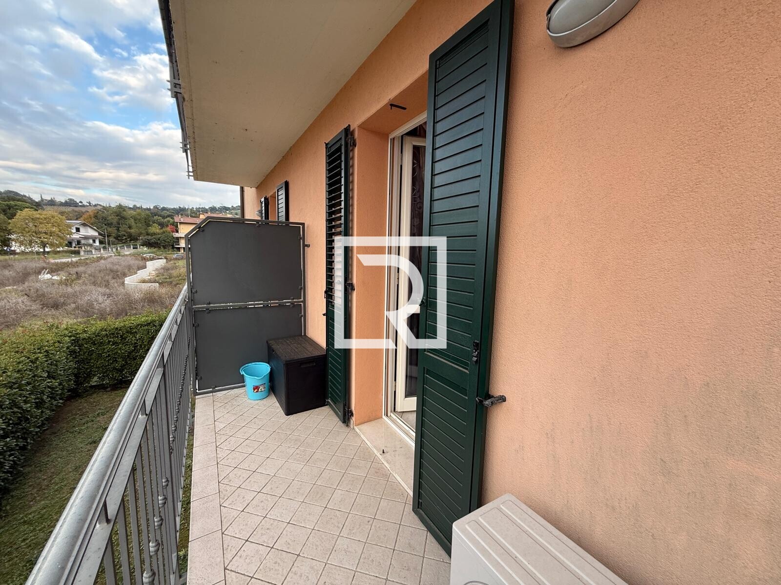 WhatsApp Image 2025-10-20 at 10.00.15 (1)