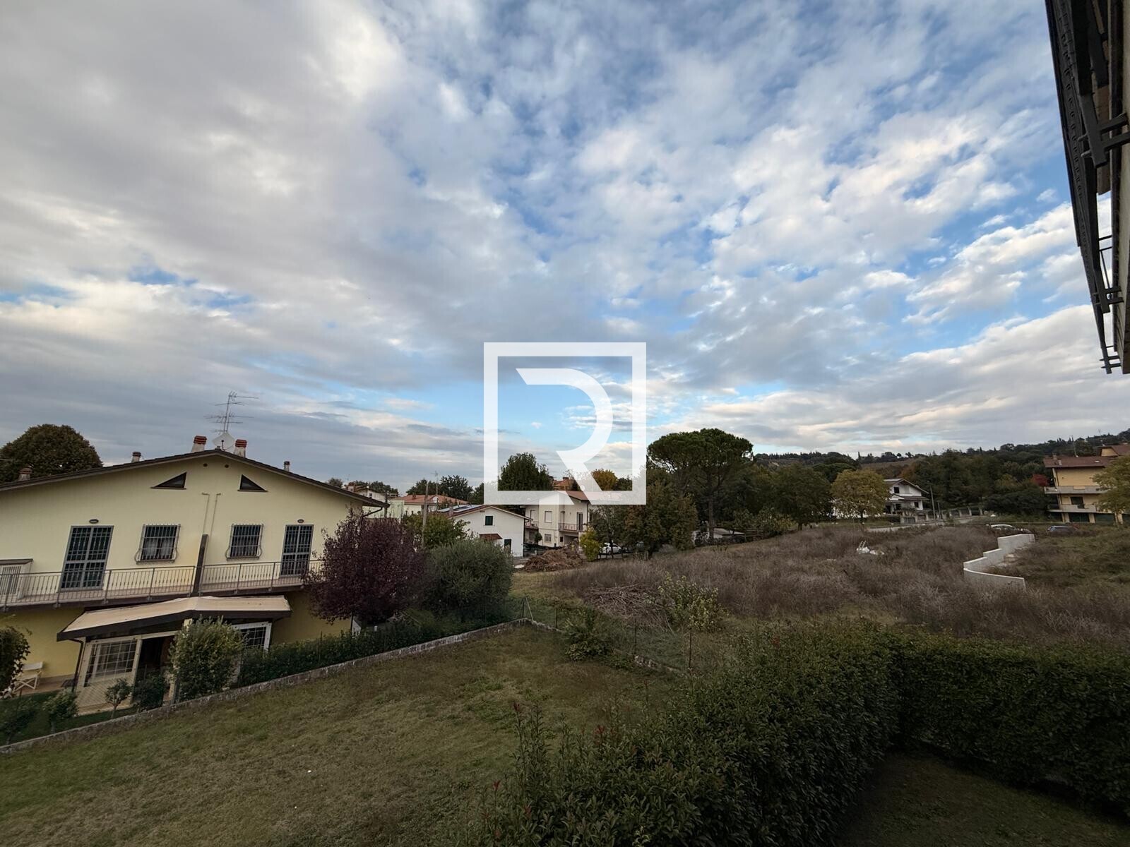 WhatsApp Image 2025-10-20 at 10.00.15